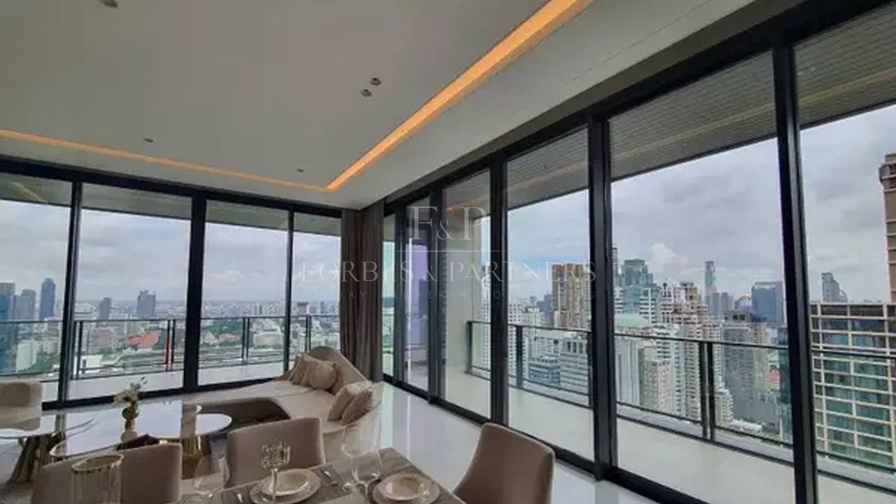 Panoramic Perfection: 3-Bedroom Luxury at Sindhorn Kempinski Residences - Pathumwan, Bangkok, Thailand