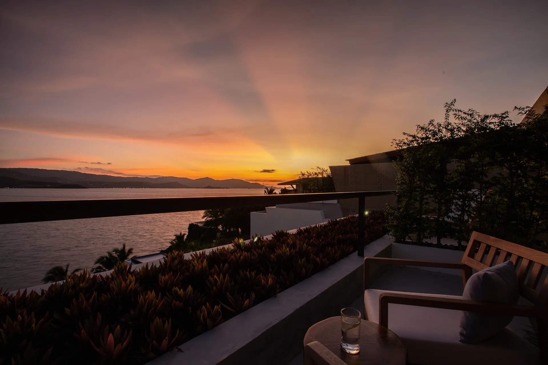 A closer look at Luxury Rentals With Ocean Views West Bend
