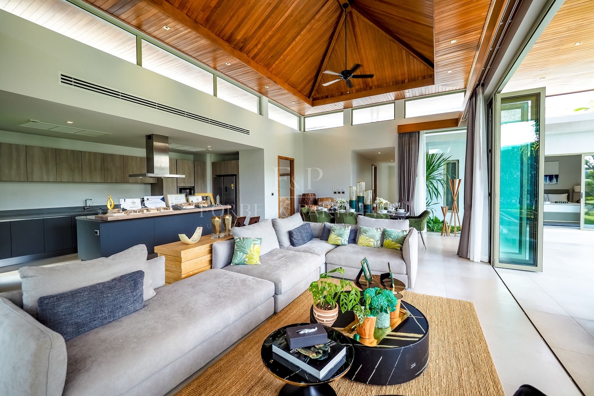 4 Bed Balinese and stylish Botanica Hillside pool villas - Cherngtalay, Phuket, Thailand