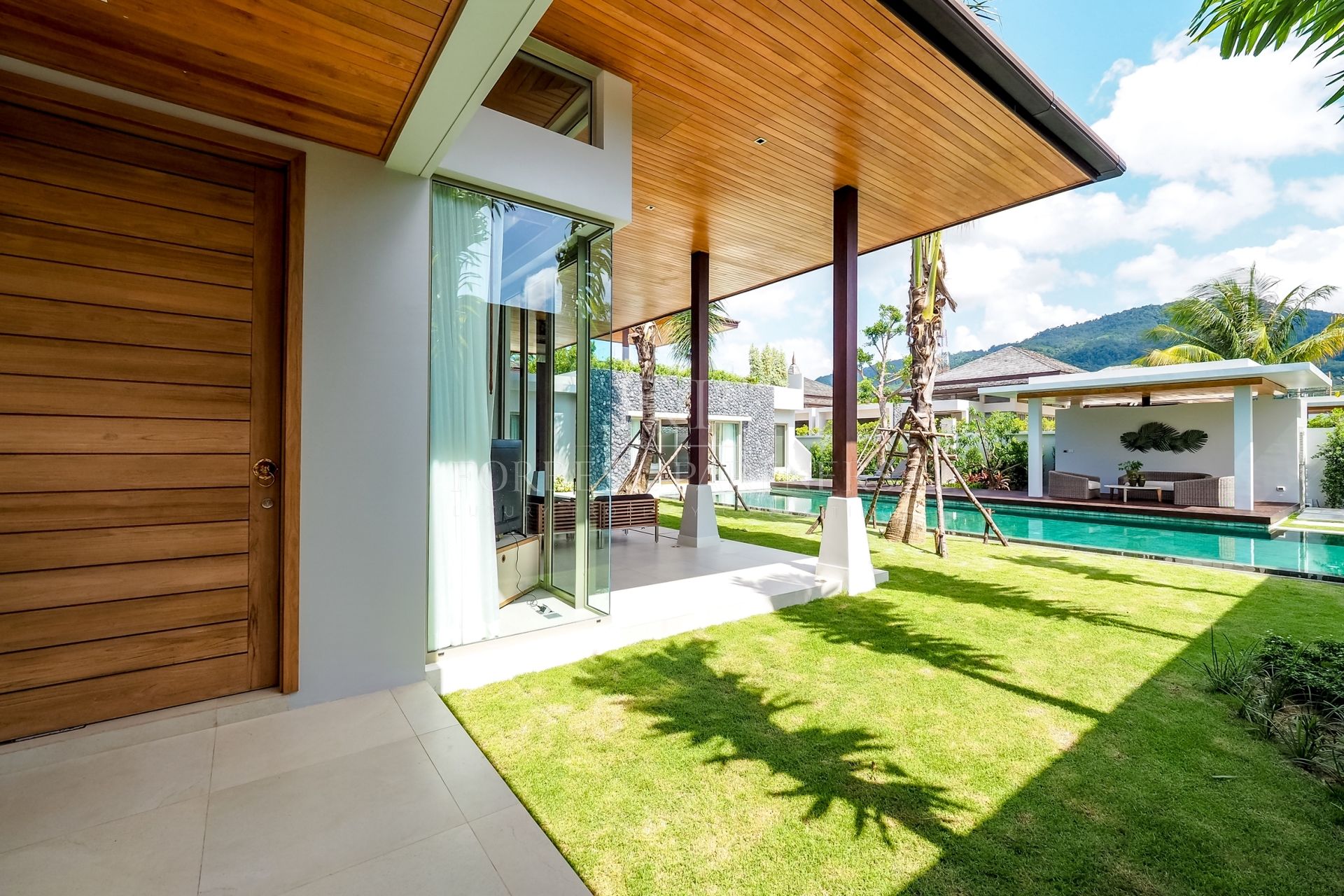 4 Bed Balinese and stylish Botanica Hillside pool villas - Cherngtalay, Phuket, Thailand