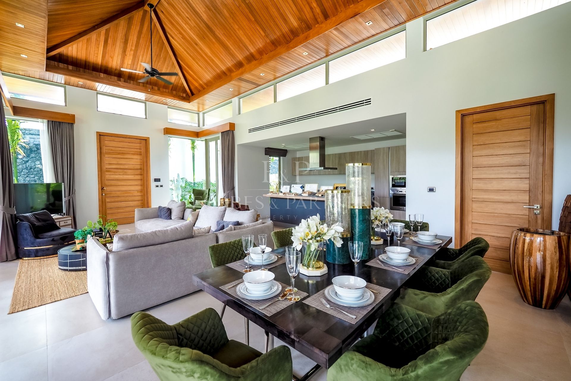 4 Bed Balinese and stylish Botanica Hillside pool villas - Cherngtalay, Phuket, Thailand