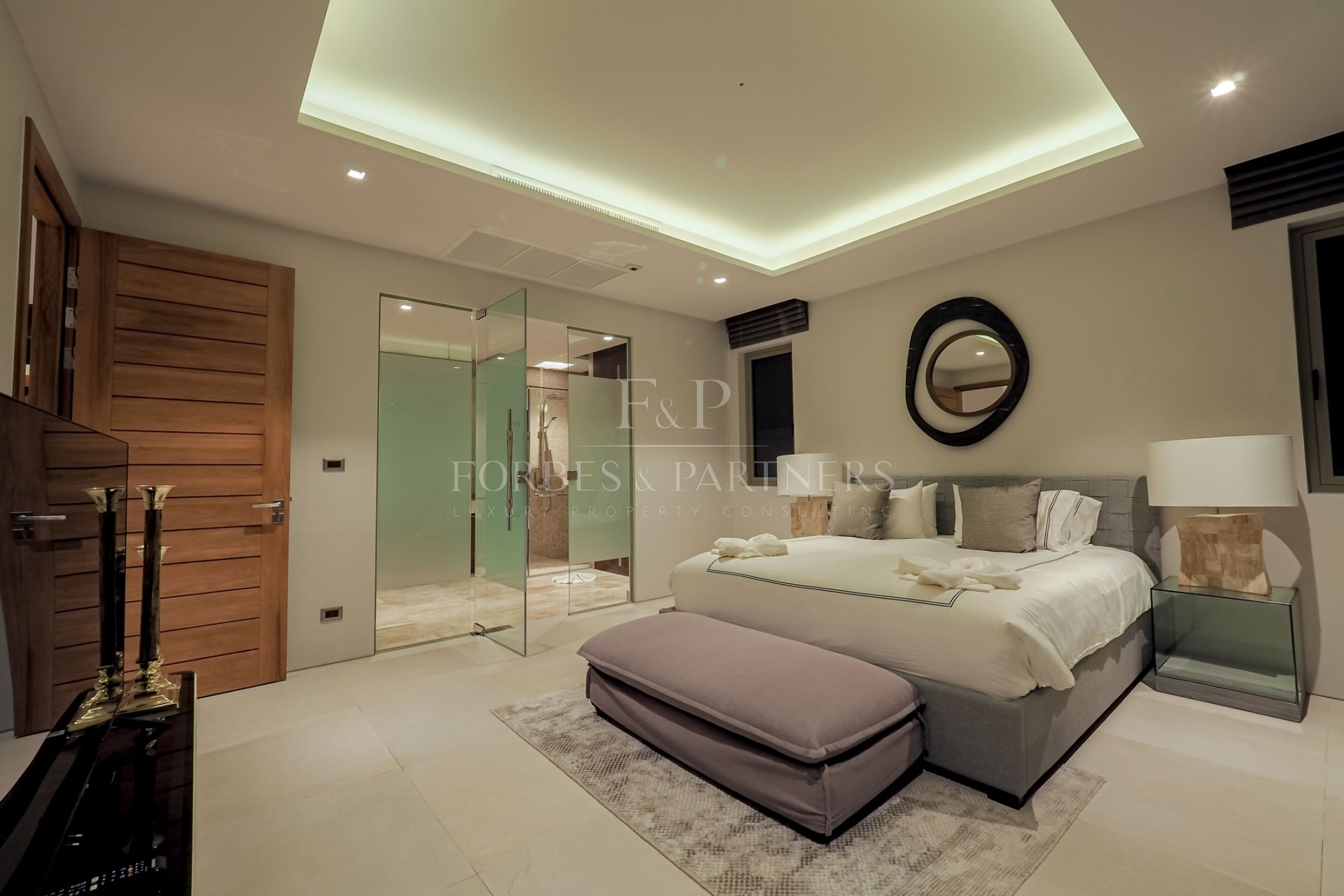 4 Bed Balinese and stylish Botanica Hillside pool villas - Cherngtalay, Phuket, Thailand