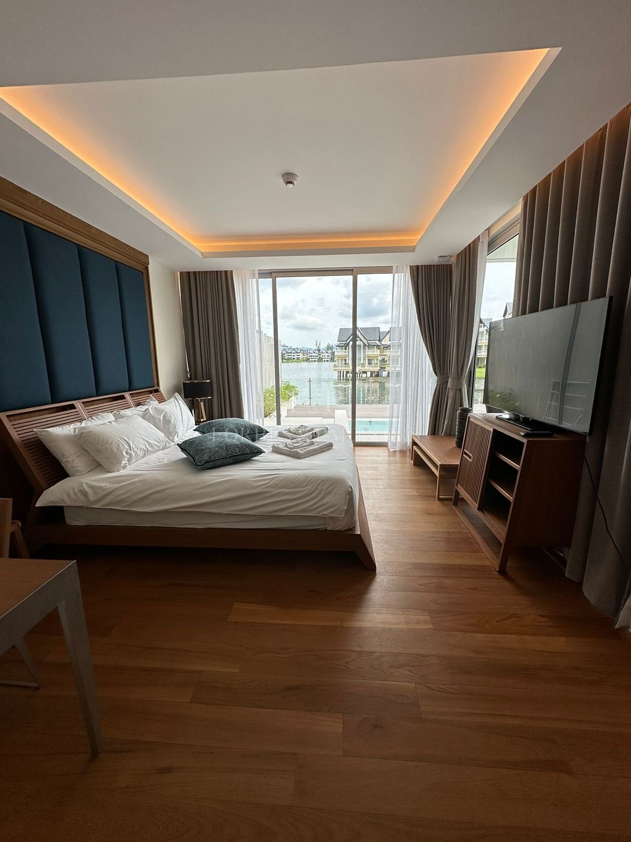 2BEDROOM APARTMENT IN ANGSANA BEACHFRONT RESIDENCES - Laguna, Phuket, Thailand