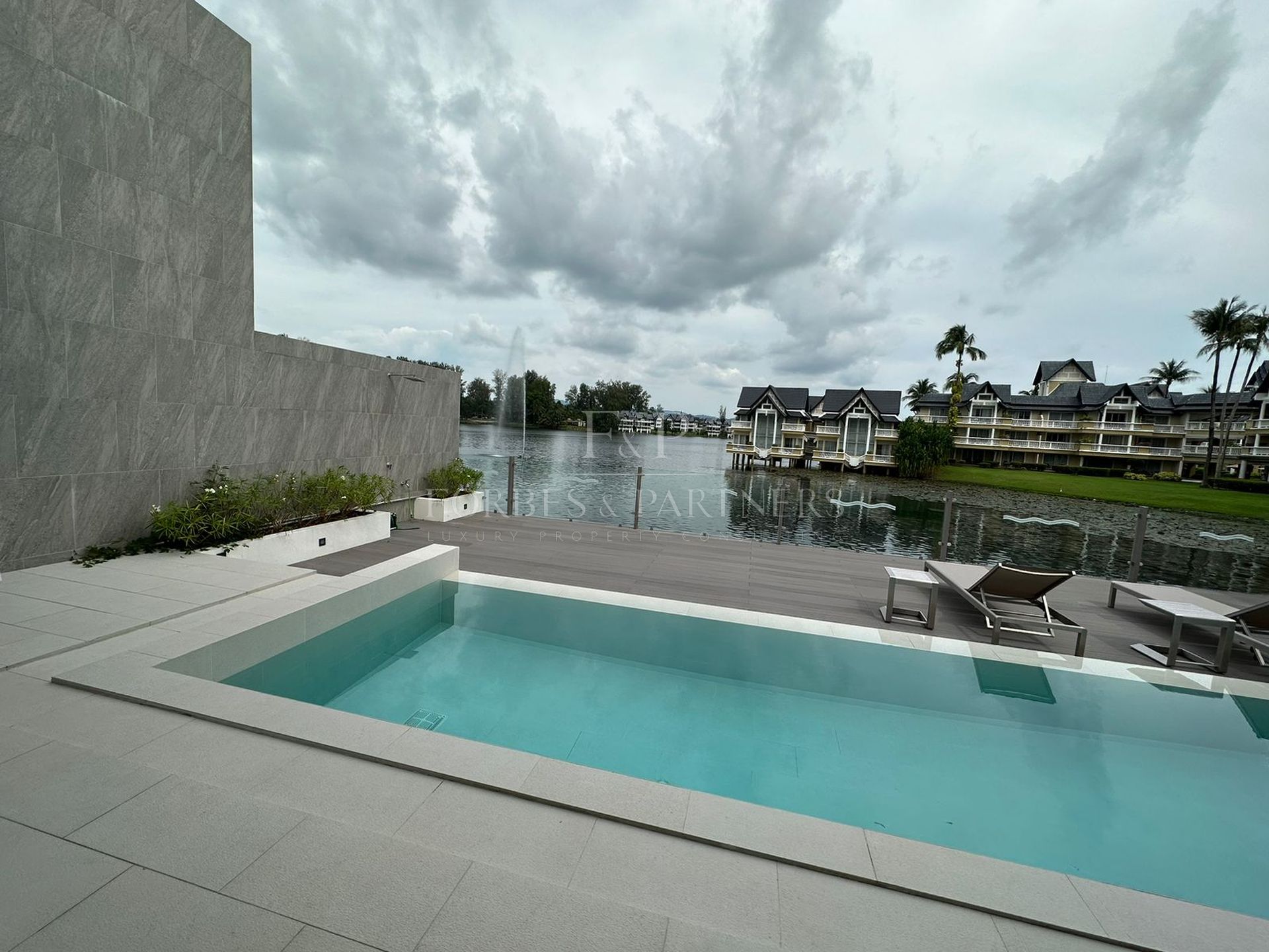 2BEDROOM APARTMENT IN ANGSANA BEACHFRONT RESIDENCES - Laguna, Phuket, Thailand