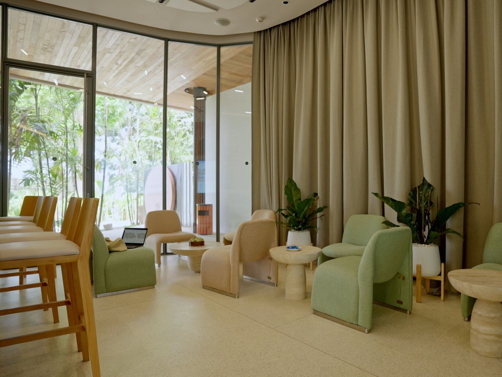 Investment Grade Luxury Condominiums Phuket Offering Studio to Penthouse Living with Spa and Wellness Facilities - Bang Tao, Phuket, Thailand
