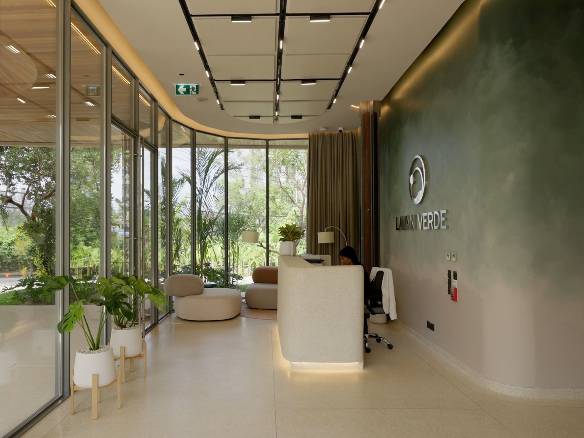 Investment Grade Luxury Condominiums Phuket Offering Studio to Penthouse Living with Spa and Wellness Facilities - Bang Tao, Phuket, Thailand