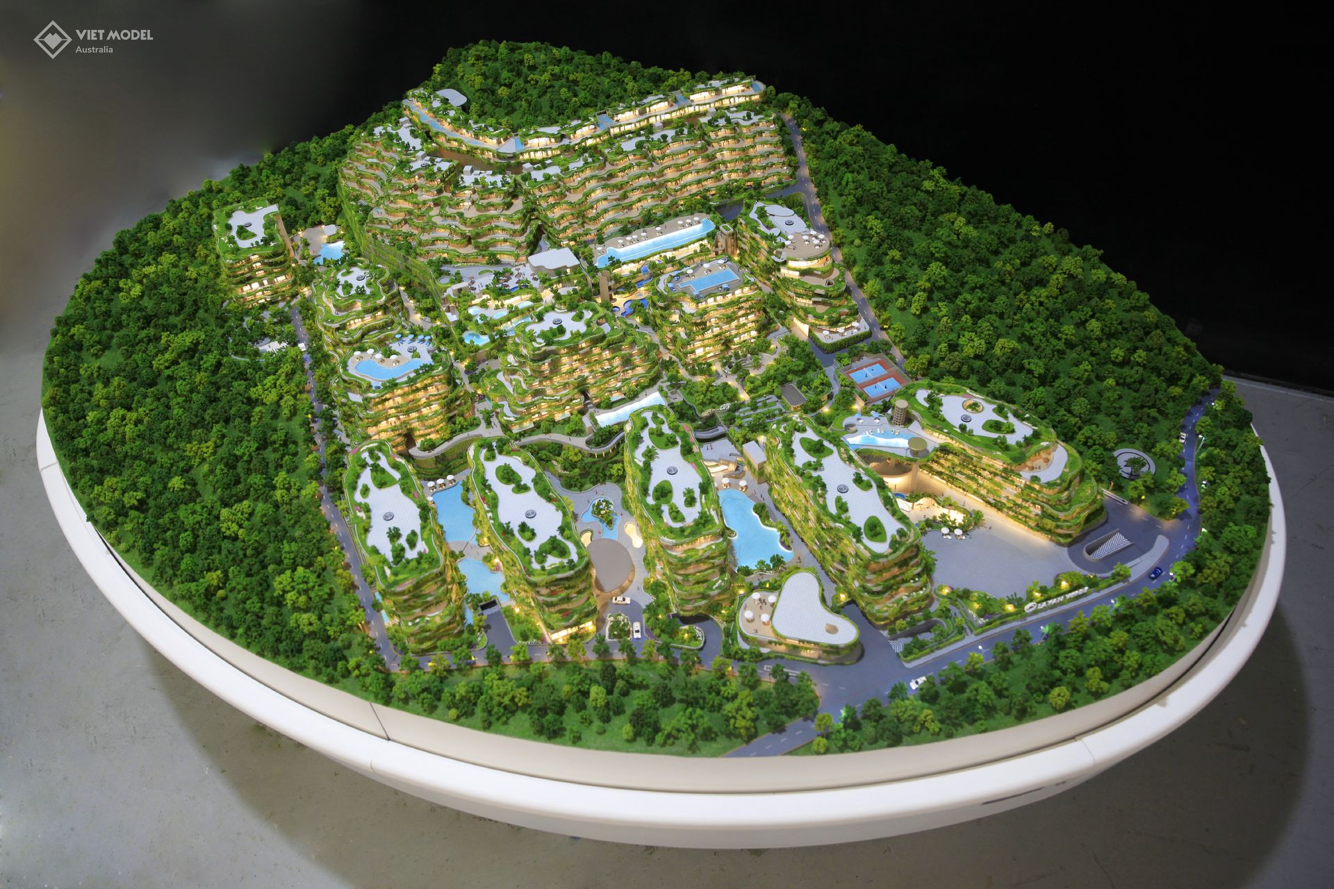 Investment Grade Luxury Condominiums Phuket Offering Studio to Penthouse Living with Spa and Wellness Facilities - Bang Tao, Phuket, Thailand