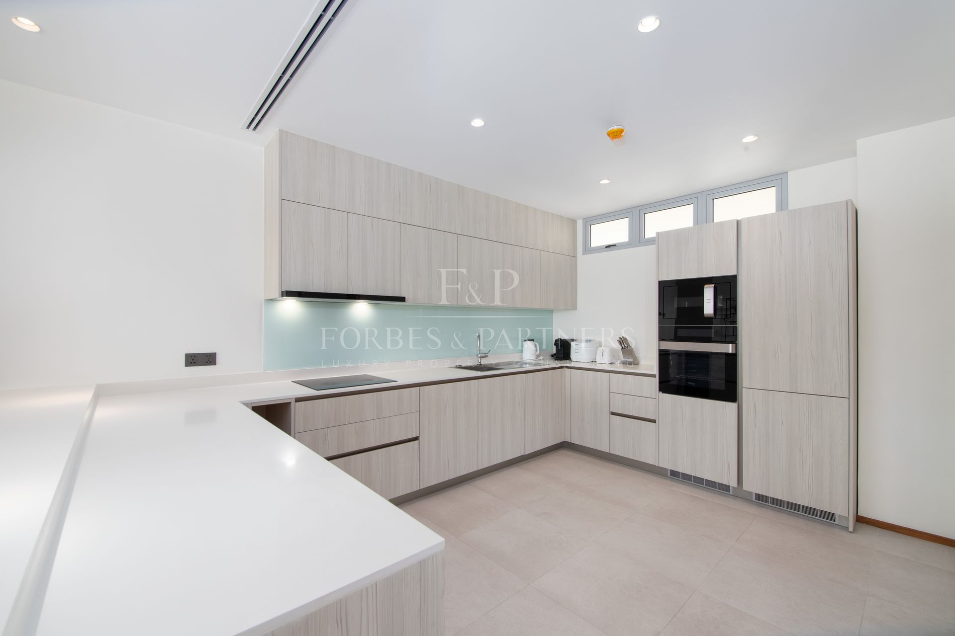 3BEDROOM APARTMENT IN ANGSANA BEACHFRONT RESIDENCES - Laguna, Phuket, Thailand