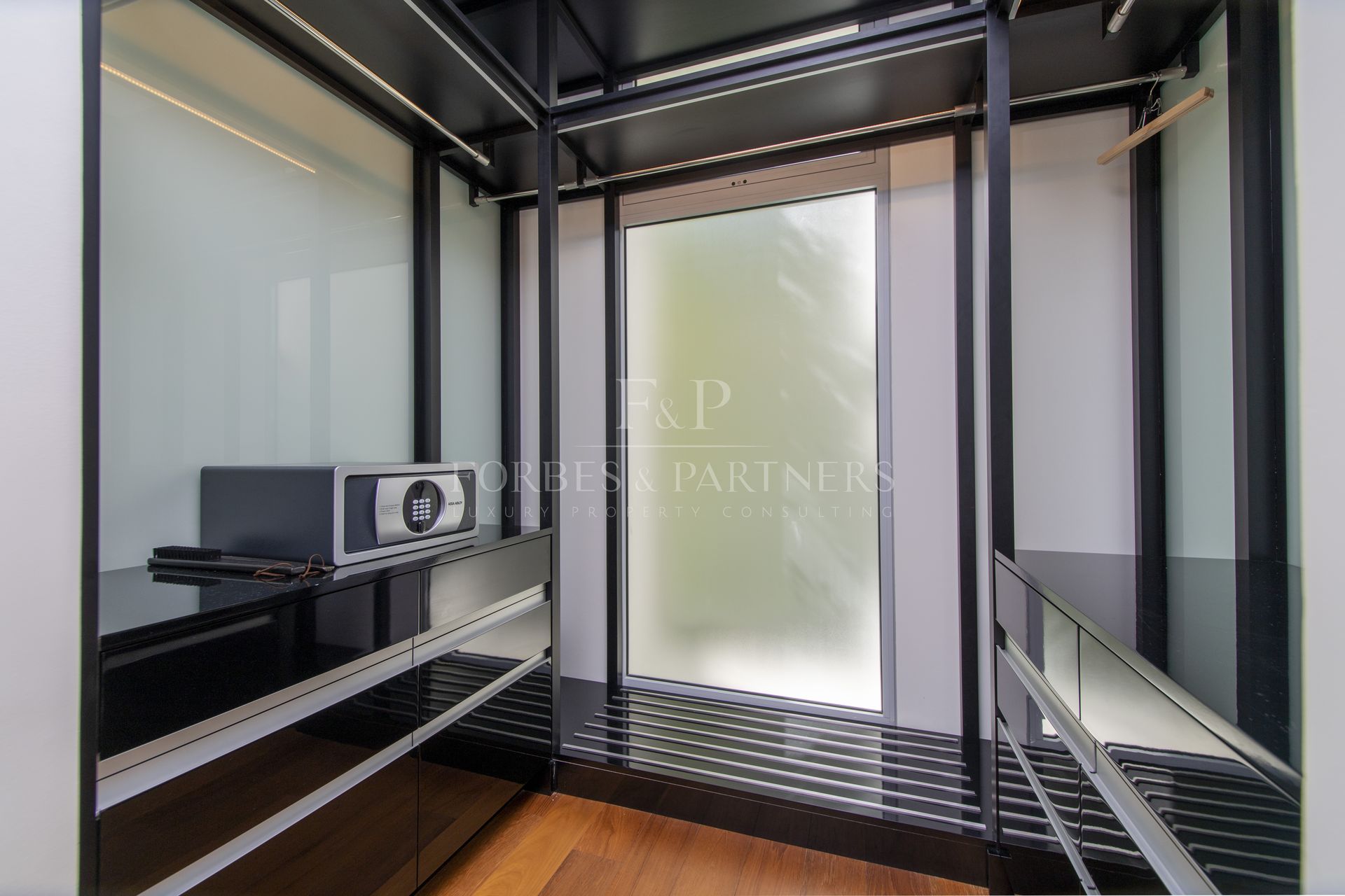 3BEDROOM APARTMENT IN ANGSANA BEACHFRONT RESIDENCES - Laguna, Phuket, Thailand