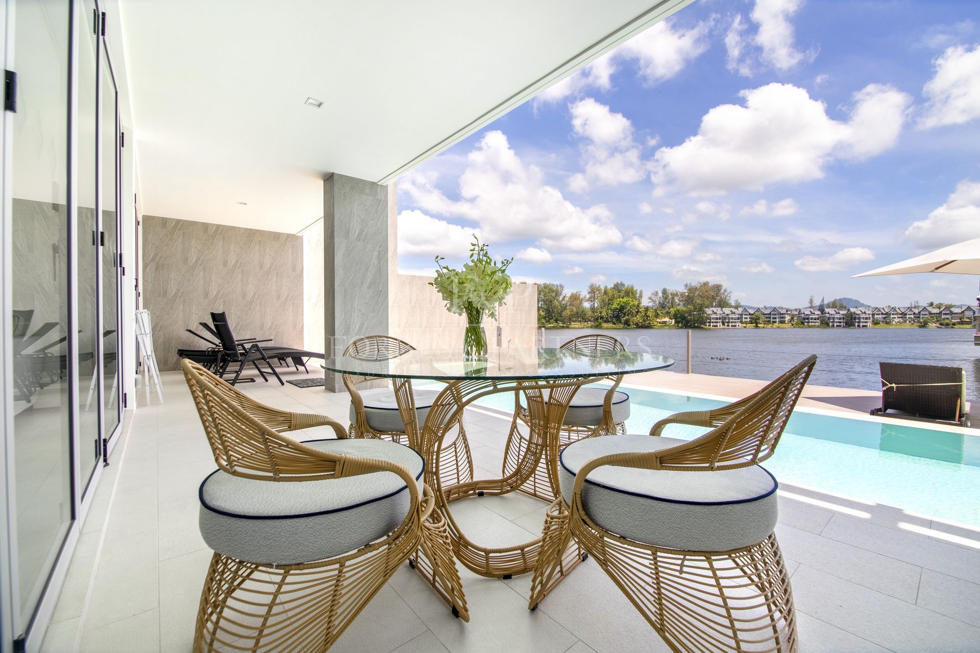 3BEDROOM APARTMENT IN ANGSANA BEACHFRONT RESIDENCES - Laguna, Phuket, Thailand