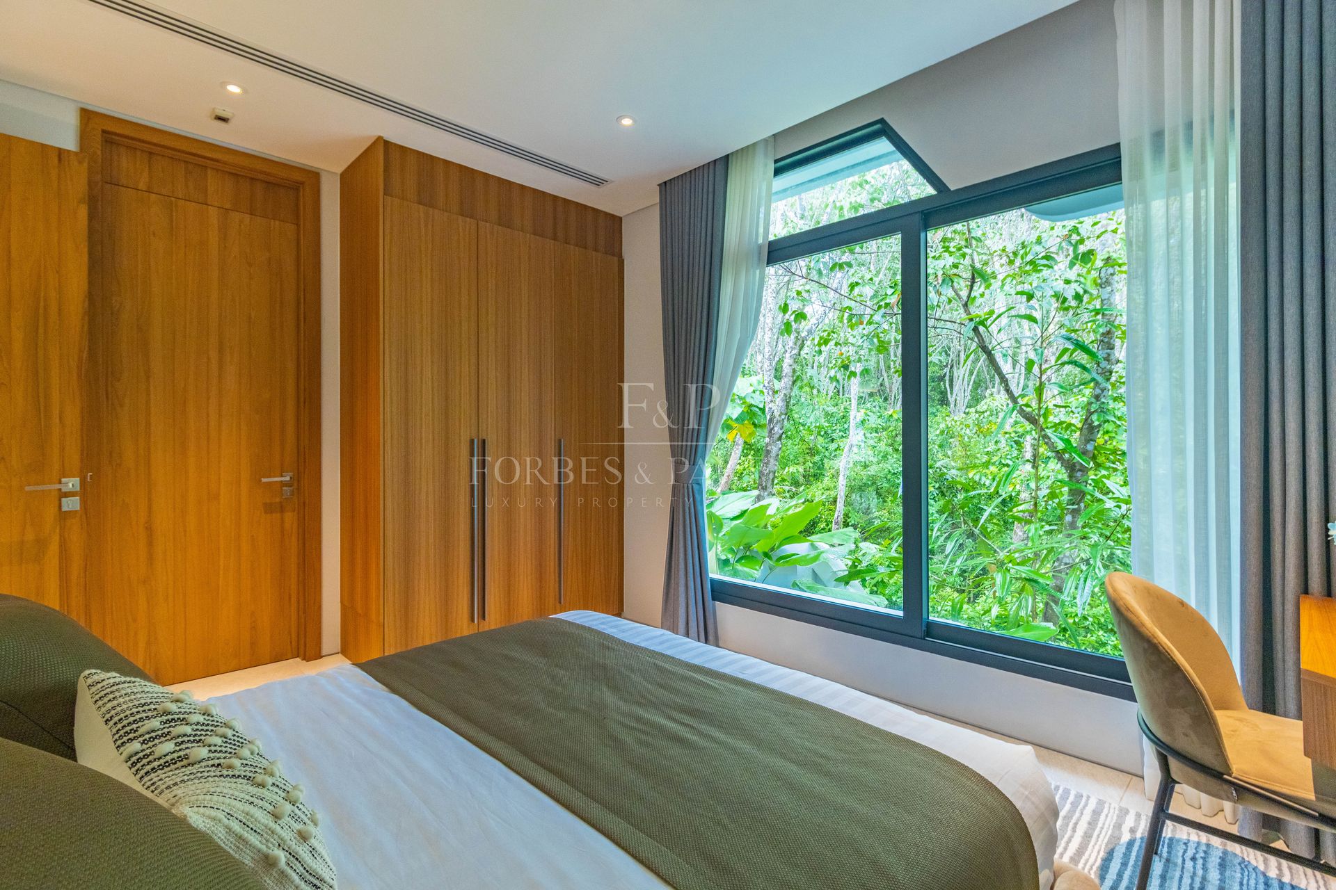 Spectacular Balinese Style hillside Pool Villa - Layan, Phuket, Thailand