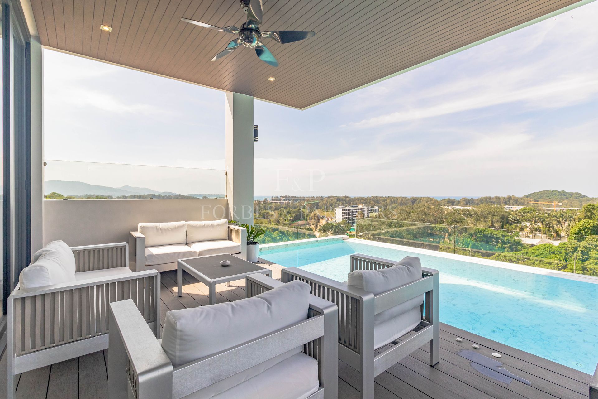6 Bedroom Overlooking layan beach - Forbes & Partners