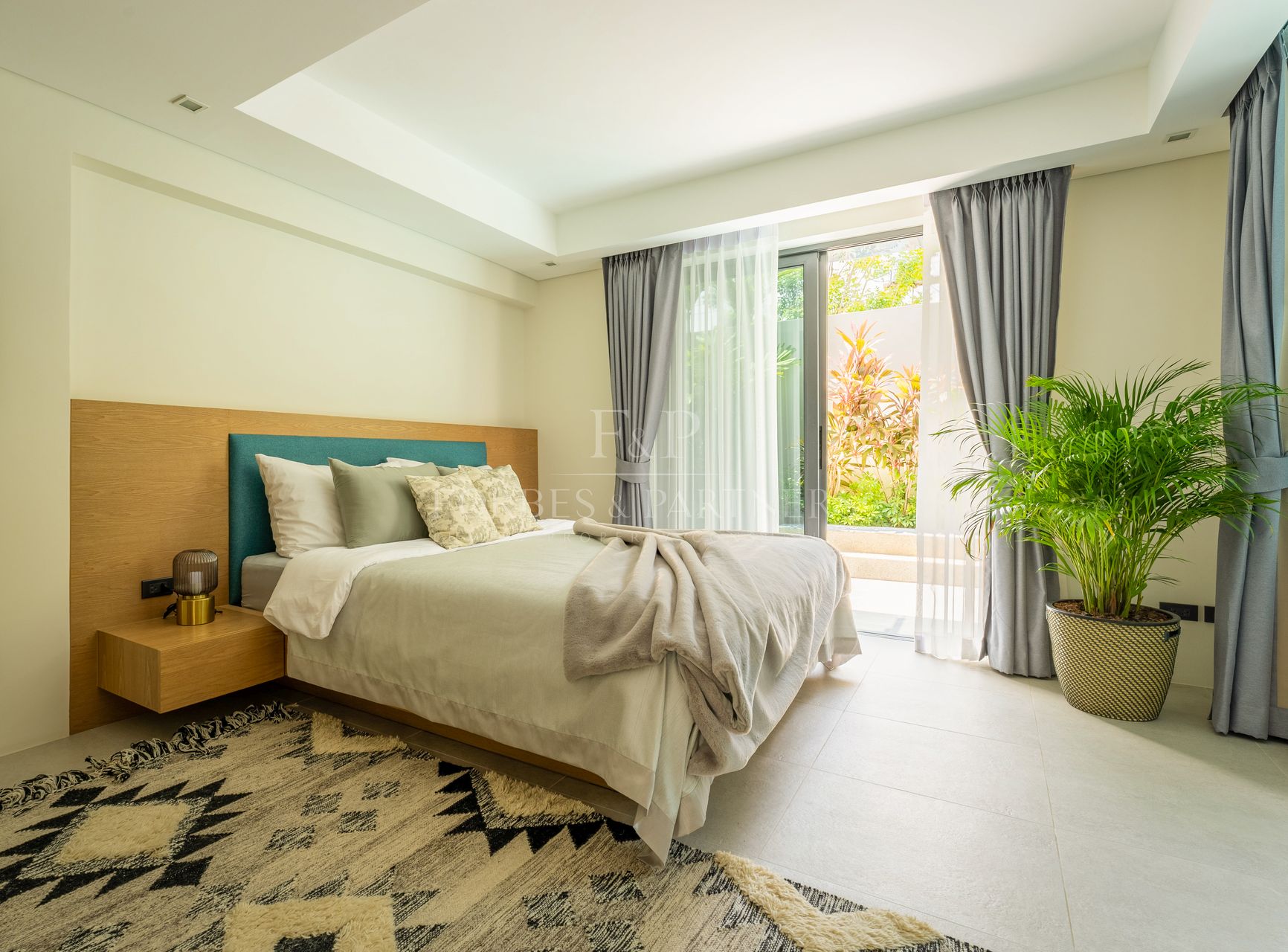Loft Style Living design and modern tropical pool villas - Cherngtalay, Phuket, Thailand