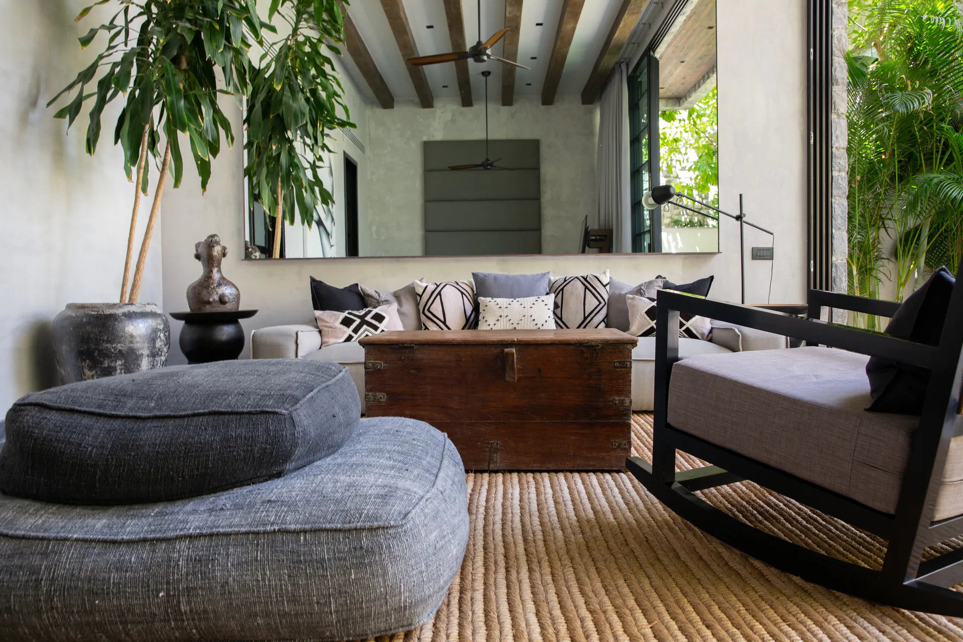 Premium 20-Bedroom Estate For Rent in Koh Samui for Extended Families and Large Groups with Multiple Infinity Pools, Beach Access and Concierge - Bo Phut, Ko Samui, Thailand