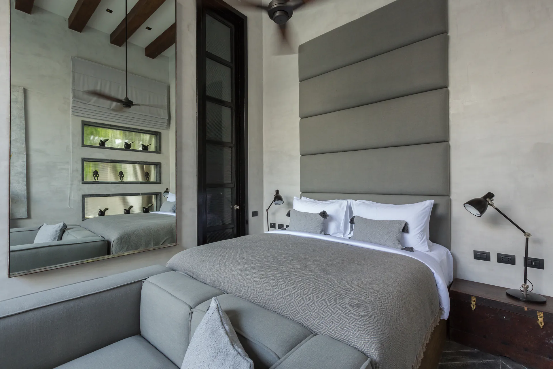 Premium 20-Bedroom Estate For Rent in Koh Samui for Extended Families and Large Groups with Multiple Infinity Pools, Beach Access and Concierge - Bo Phut, Ko Samui, Thailand