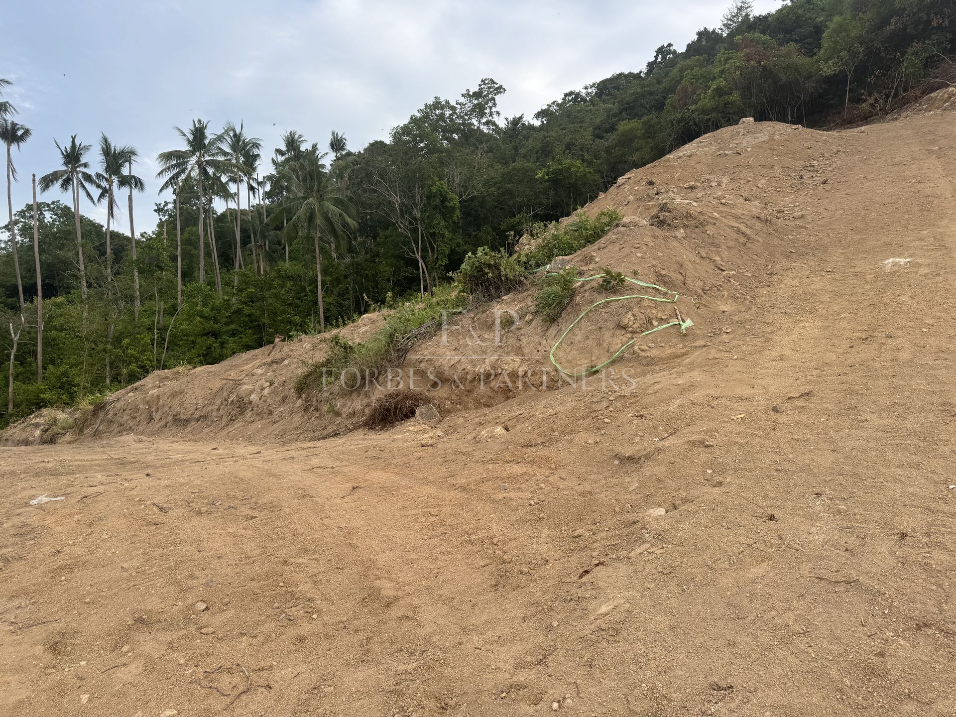 Strategic Maenam Land: Prime Plot Near Koh Samui’s Essential Destinations - Maenam, Ko Samui, Thailand