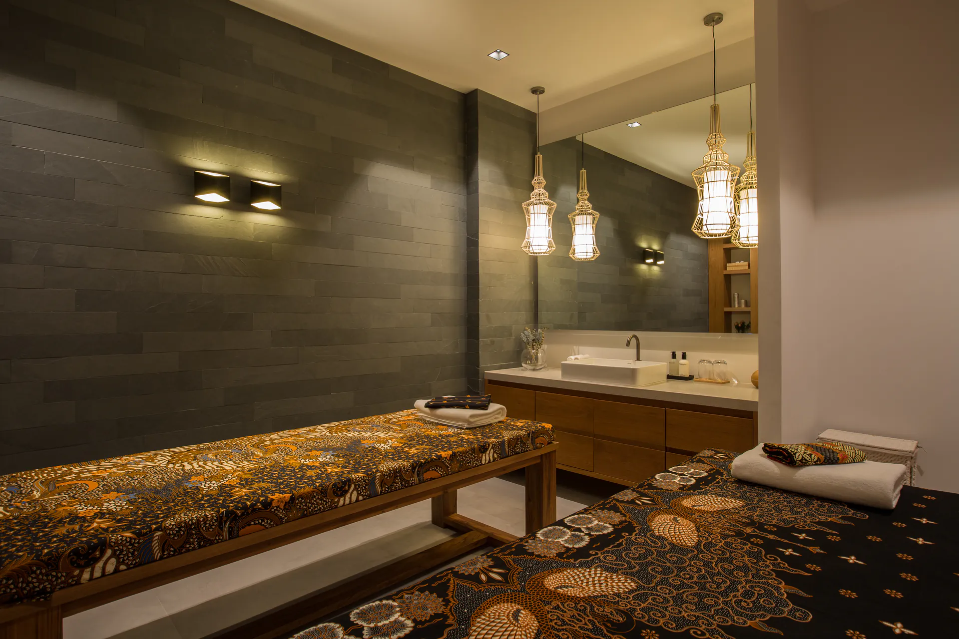 LUXURY 9-BEDROOM STAFFED VILLAS FOR LARGE GROUPS IN THAILAND, KOH SAMUI - Choeng Mon, Ko Samui, Thailand