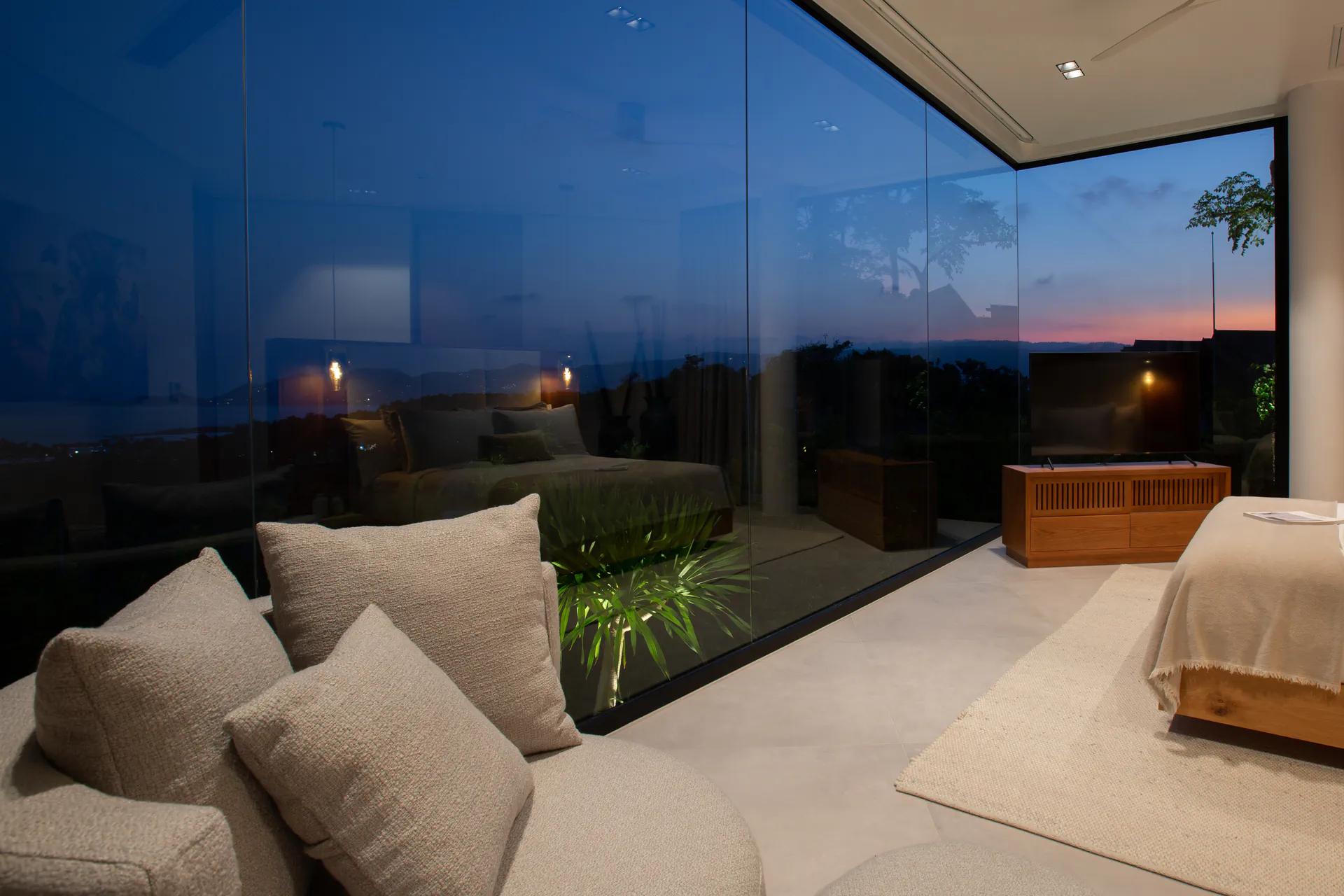 LUXURY 9-BEDROOM STAFFED VILLAS FOR LARGE GROUPS IN THAILAND, KOH SAMUI - Choeng Mon, Ko Samui, Thailand