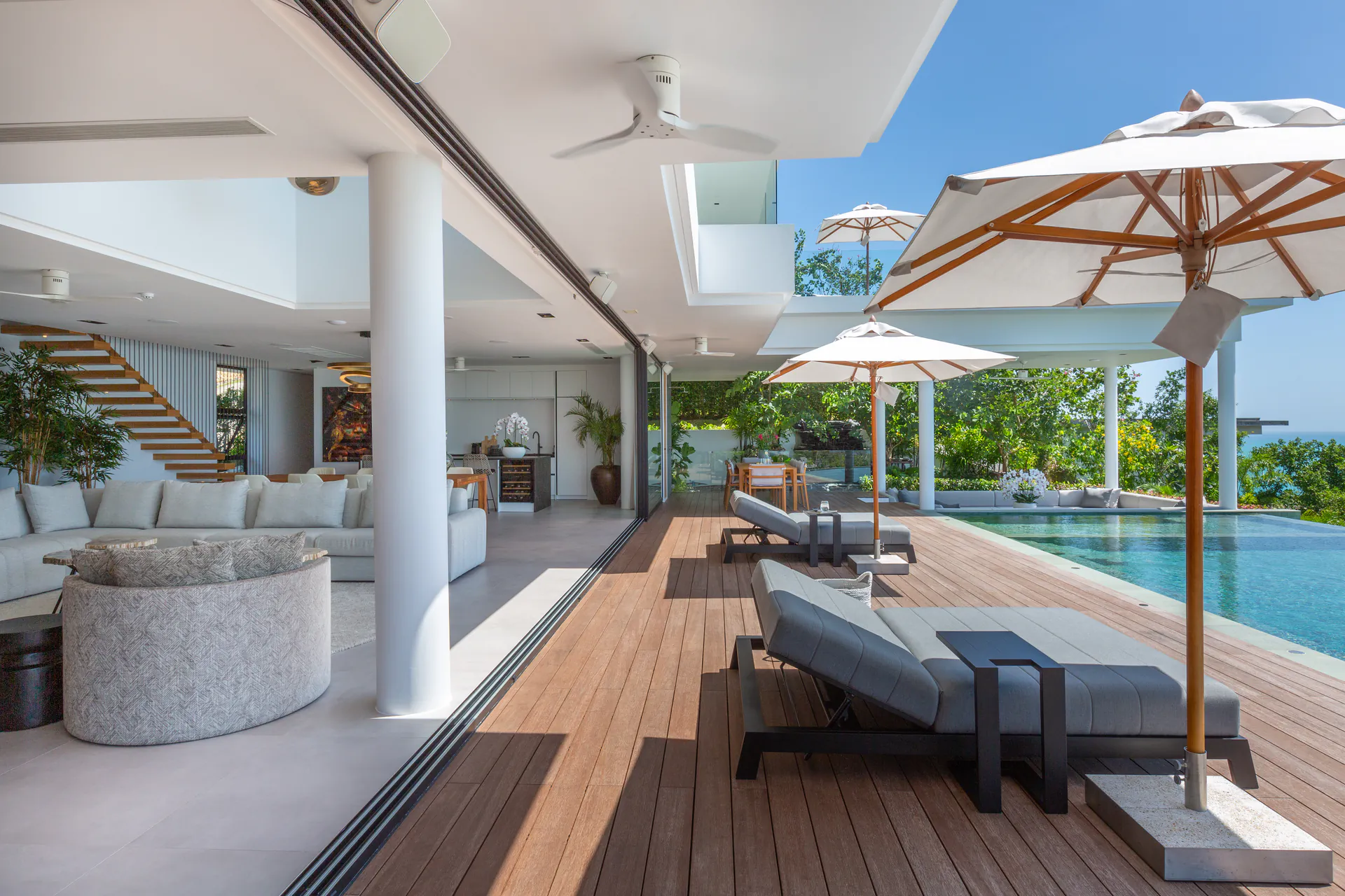 LUXURY 9-BEDROOM STAFFED VILLAS FOR LARGE GROUPS IN THAILAND, KOH SAMUI - Choeng Mon, Ko Samui, Thailand