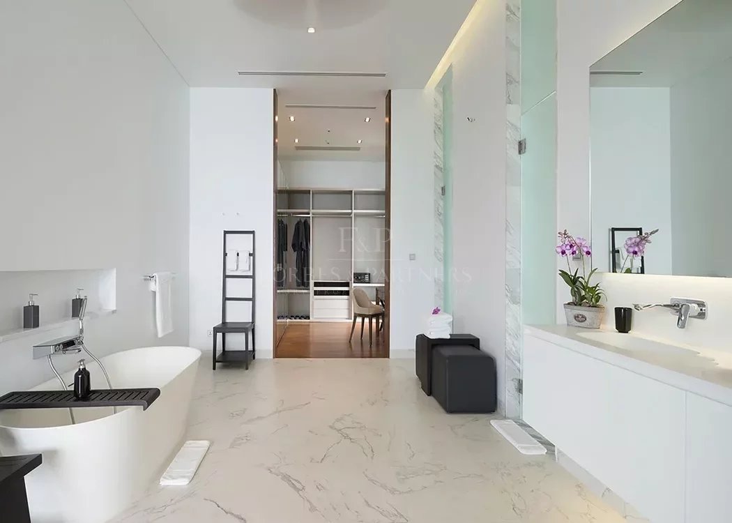 EXCLUSIVE 4-BEDROOM PENTHOUSE - Sakhu, Phuket, Thailand