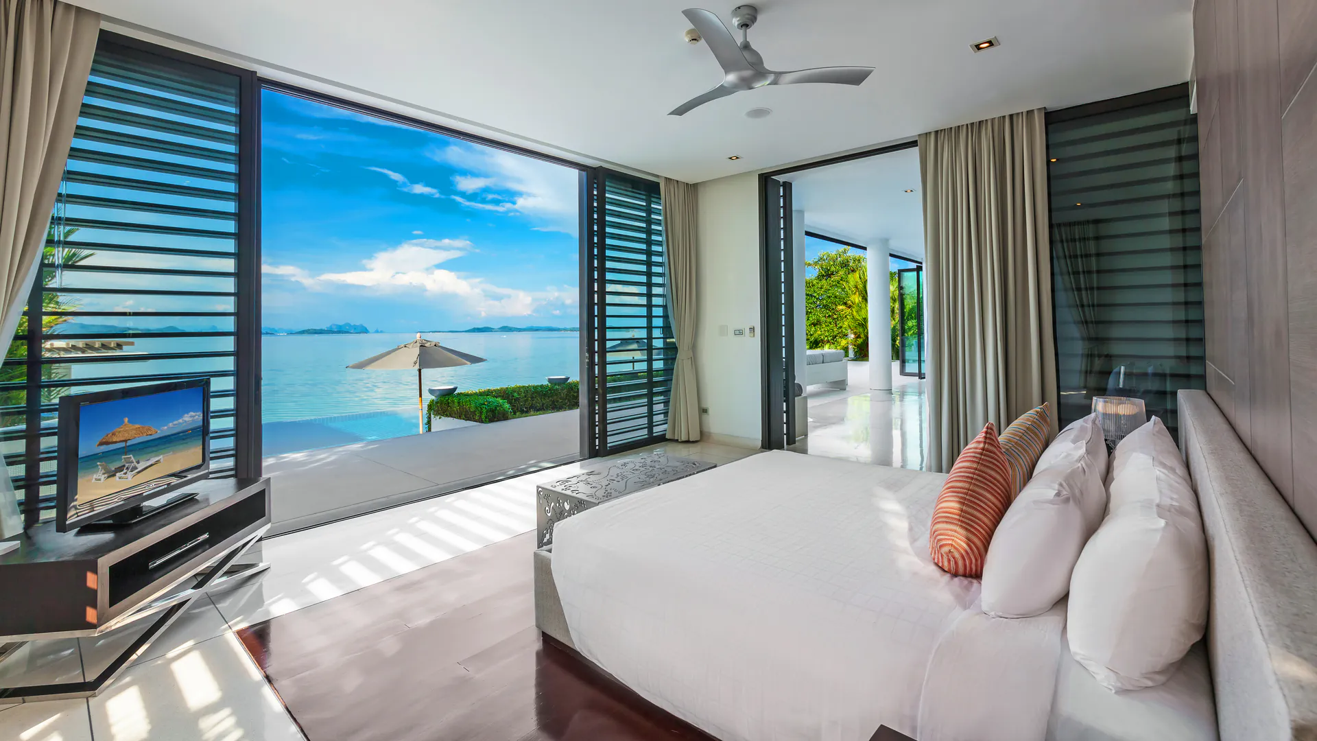 OCEANFRONT 6-BEDROOM POOL VILLA - Pa Khlok, Phuket, Thailand