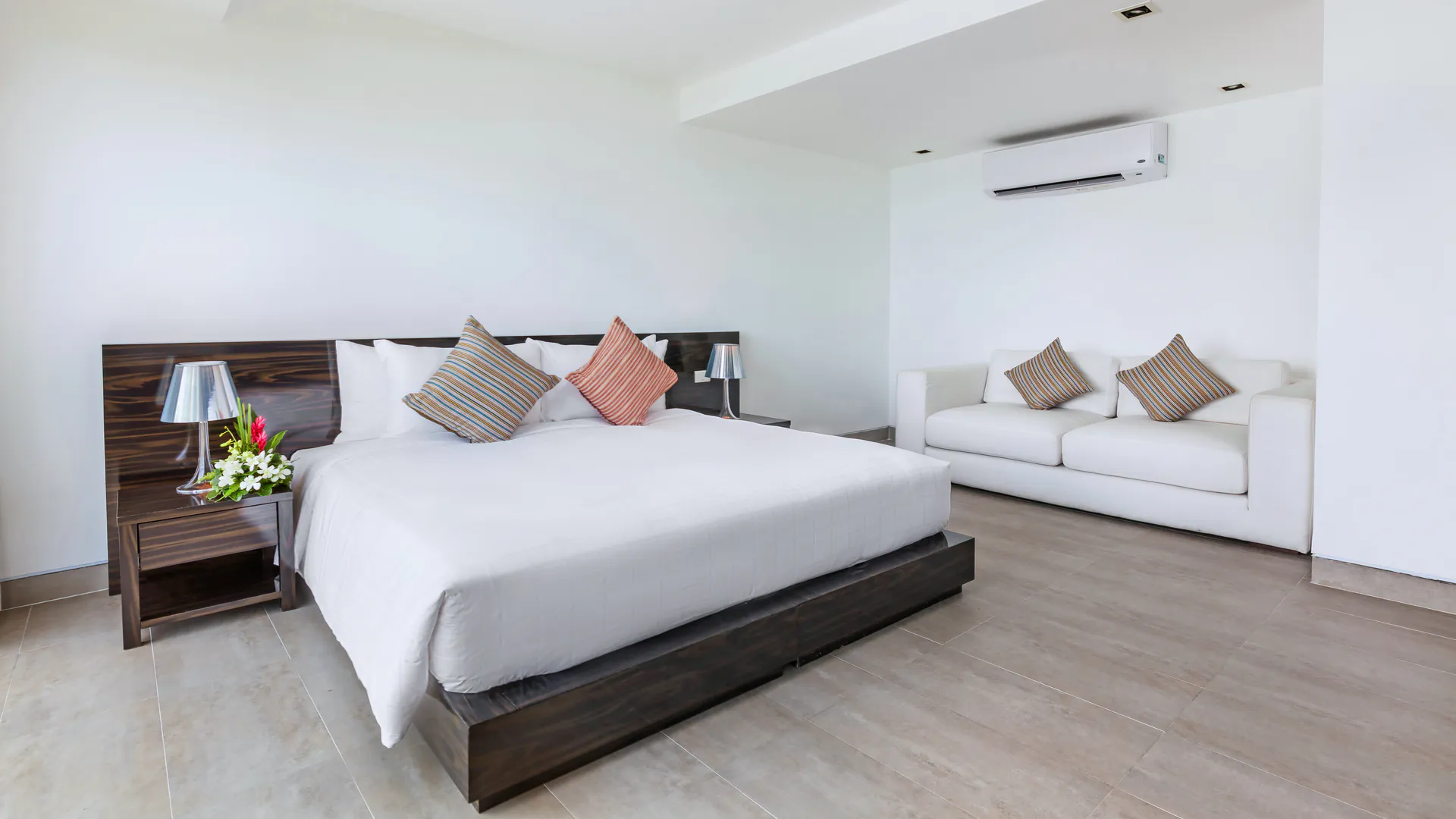 OCEANFRONT 6-BEDROOM POOL VILLA - Pa Khlok, Phuket, Thailand