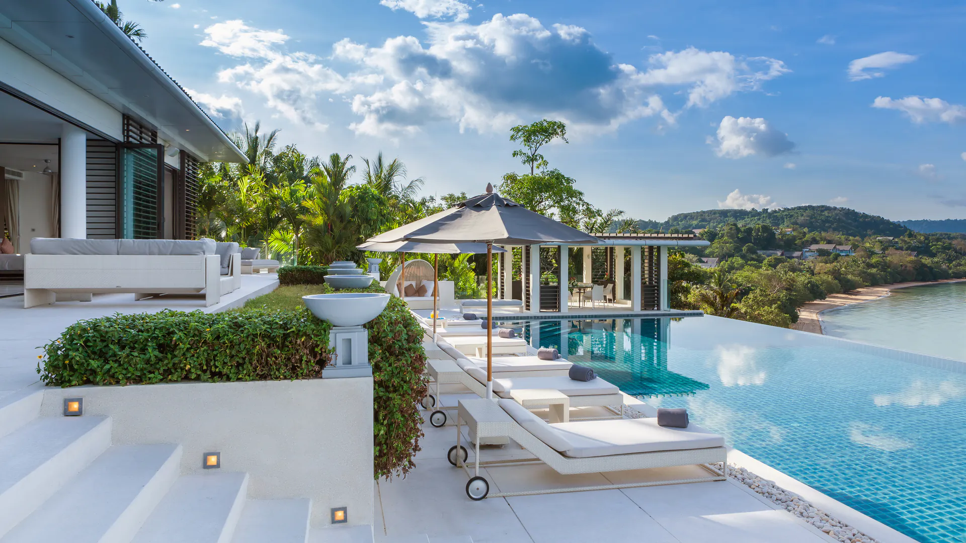 OCEANFRONT 6-BEDROOM POOL VILLA - Pa Khlok, Phuket, Thailand