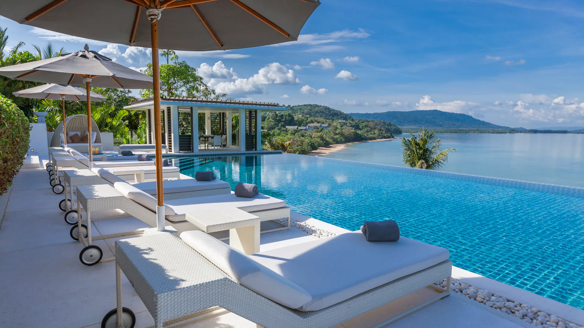 OCEANFRONT 6-BEDROOM POOL VILLA - Pa Khlok, Phuket, Thailand