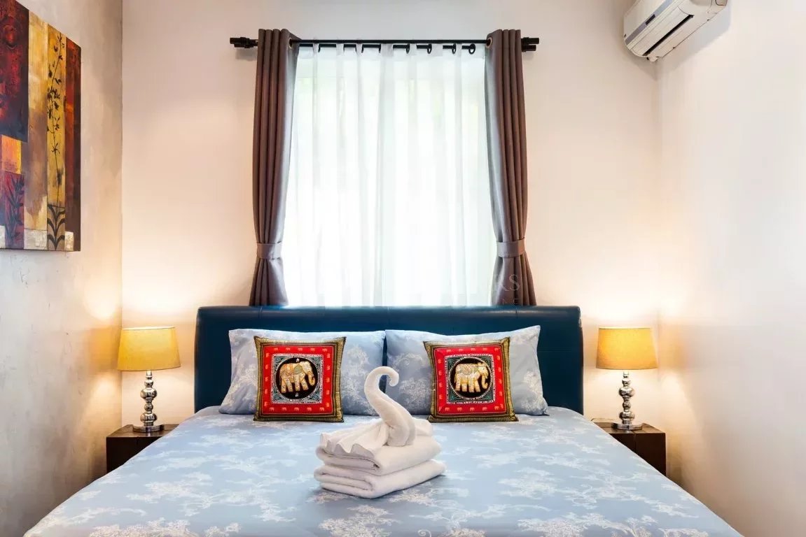 AN OUTSTANDING 8-BEDROOM VILLA - Patong, Phuket, Thailand