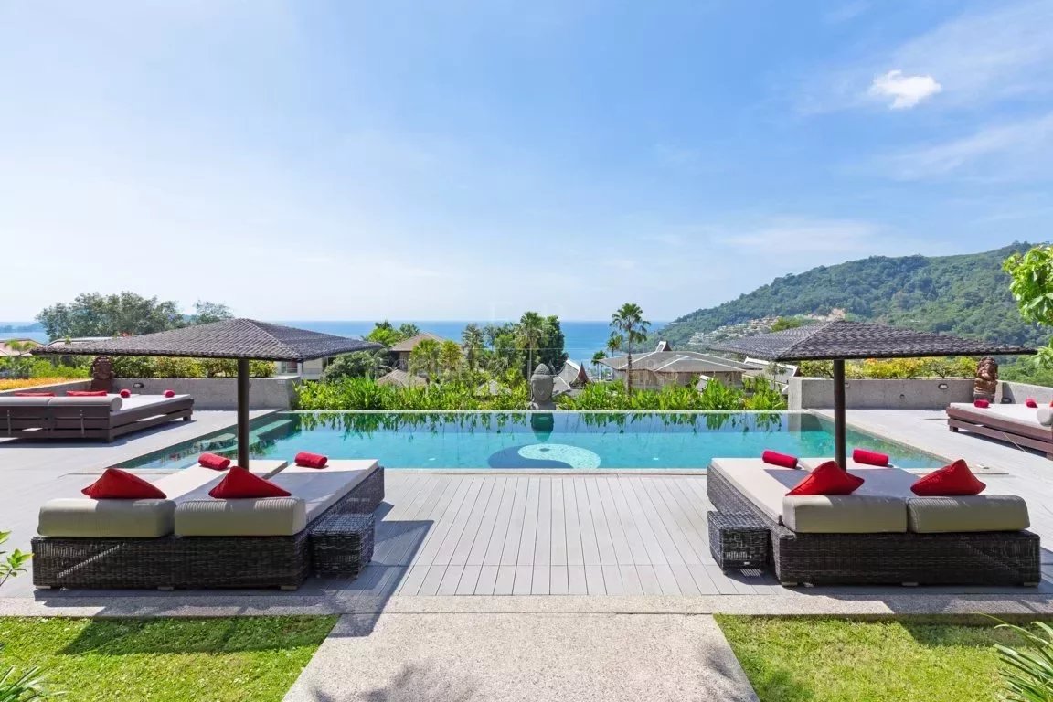 AN OUTSTANDING 8-BEDROOM VILLA - Patong, Phuket, Thailand