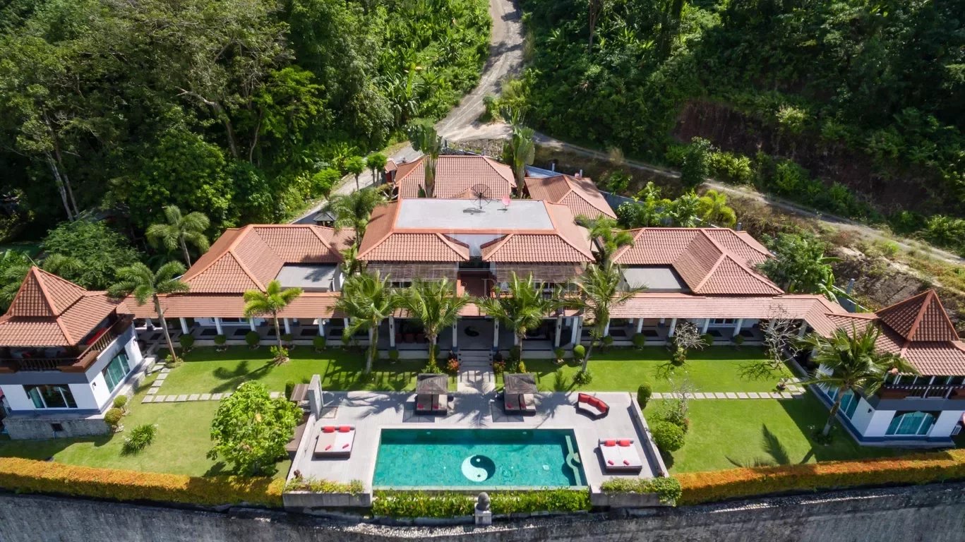 AN OUTSTANDING 8-BEDROOM VILLA - Patong, Phuket, Thailand