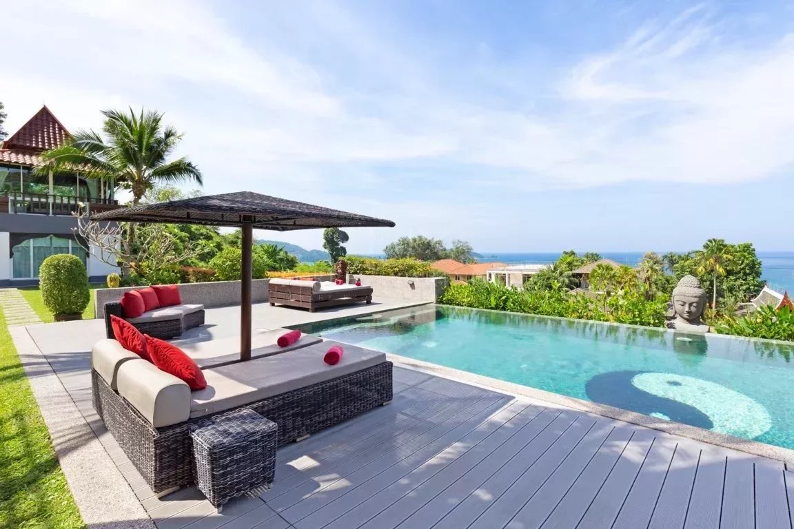 AN OUTSTANDING 8-BEDROOM VILLA - Patong, Phuket, Thailand