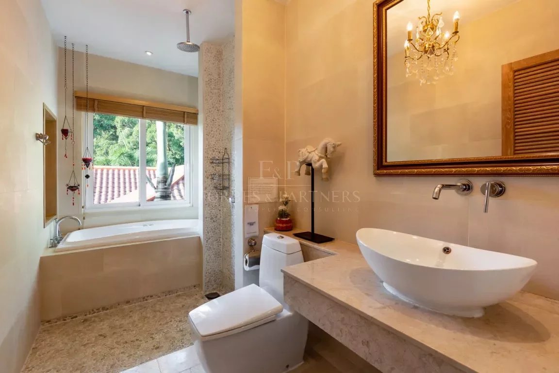 AN OUTSTANDING 8-BEDROOM VILLA - Patong, Phuket, Thailand