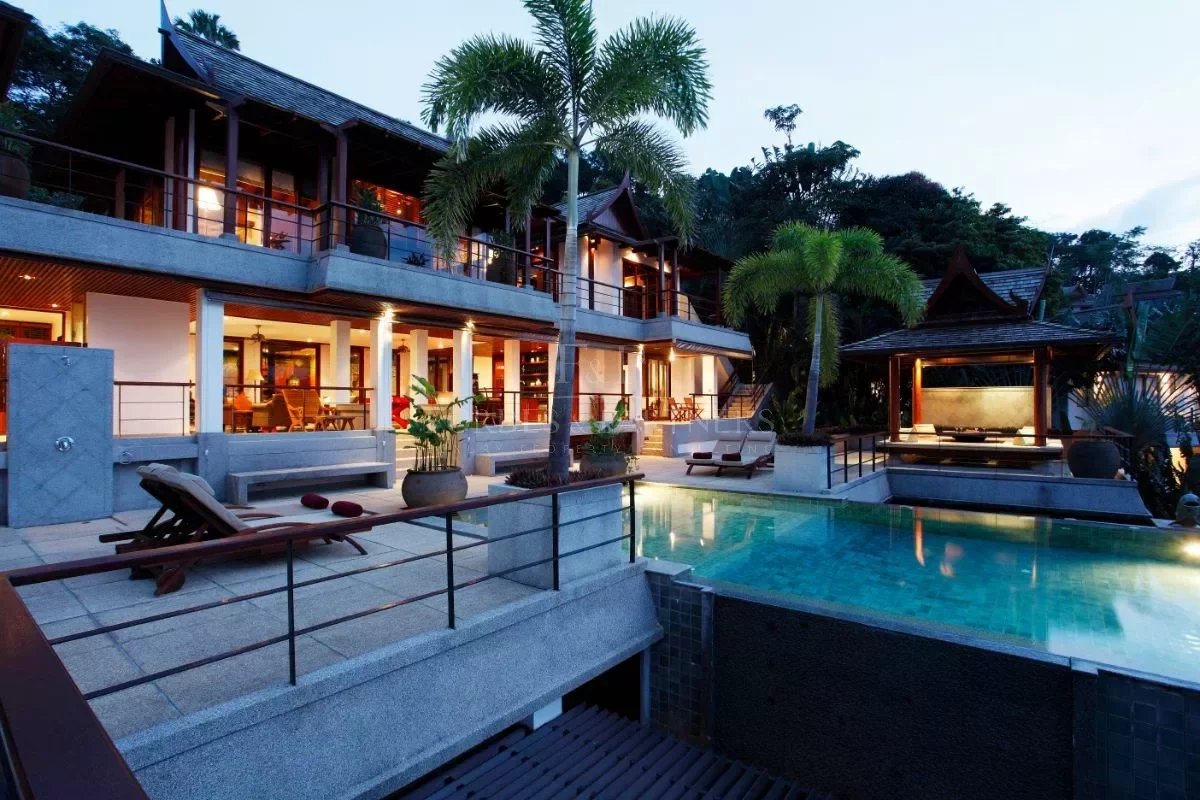 AYARA HILLTOPS - Cherngtalay, Phuket, Thailand