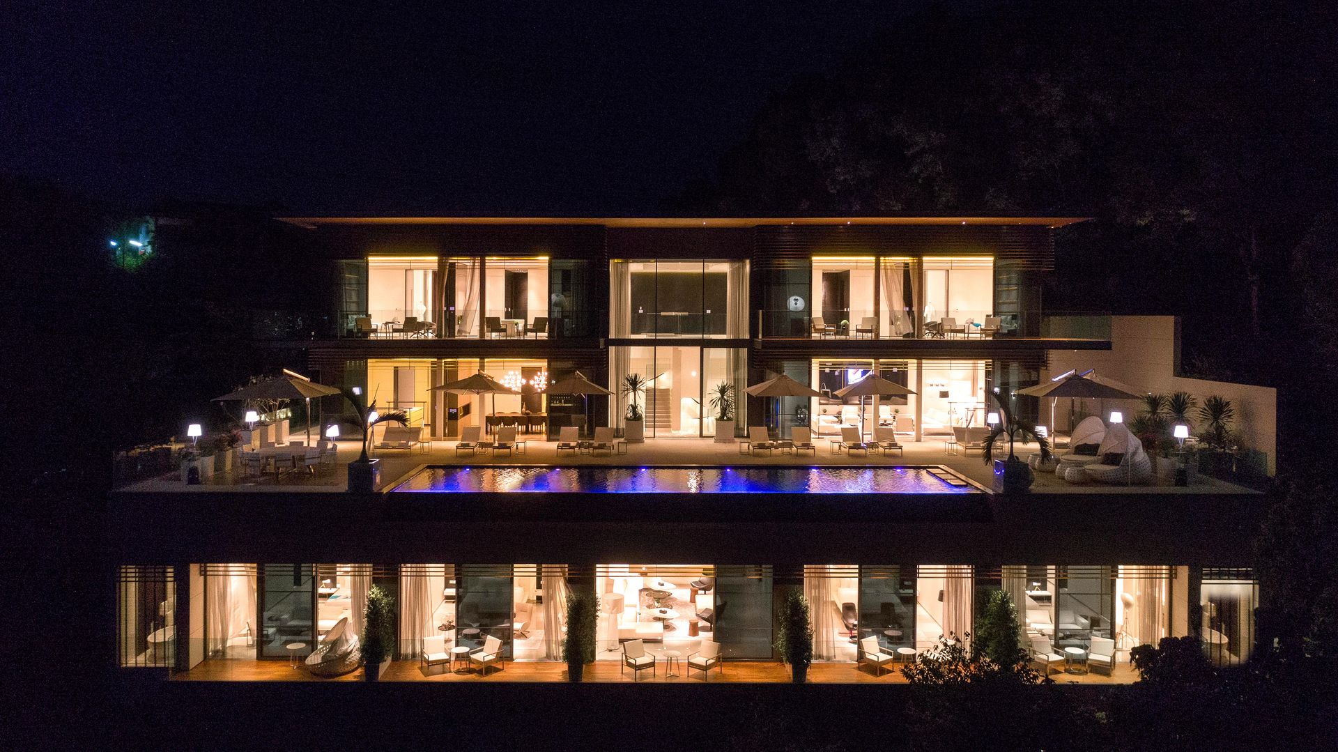 6-Bedroom Clifftop Luxury Villa for Sale in Cape Panwa, Phuket with Panoramic Ao Yon Bay Views - Panwa Cape, Phuket, Thailand