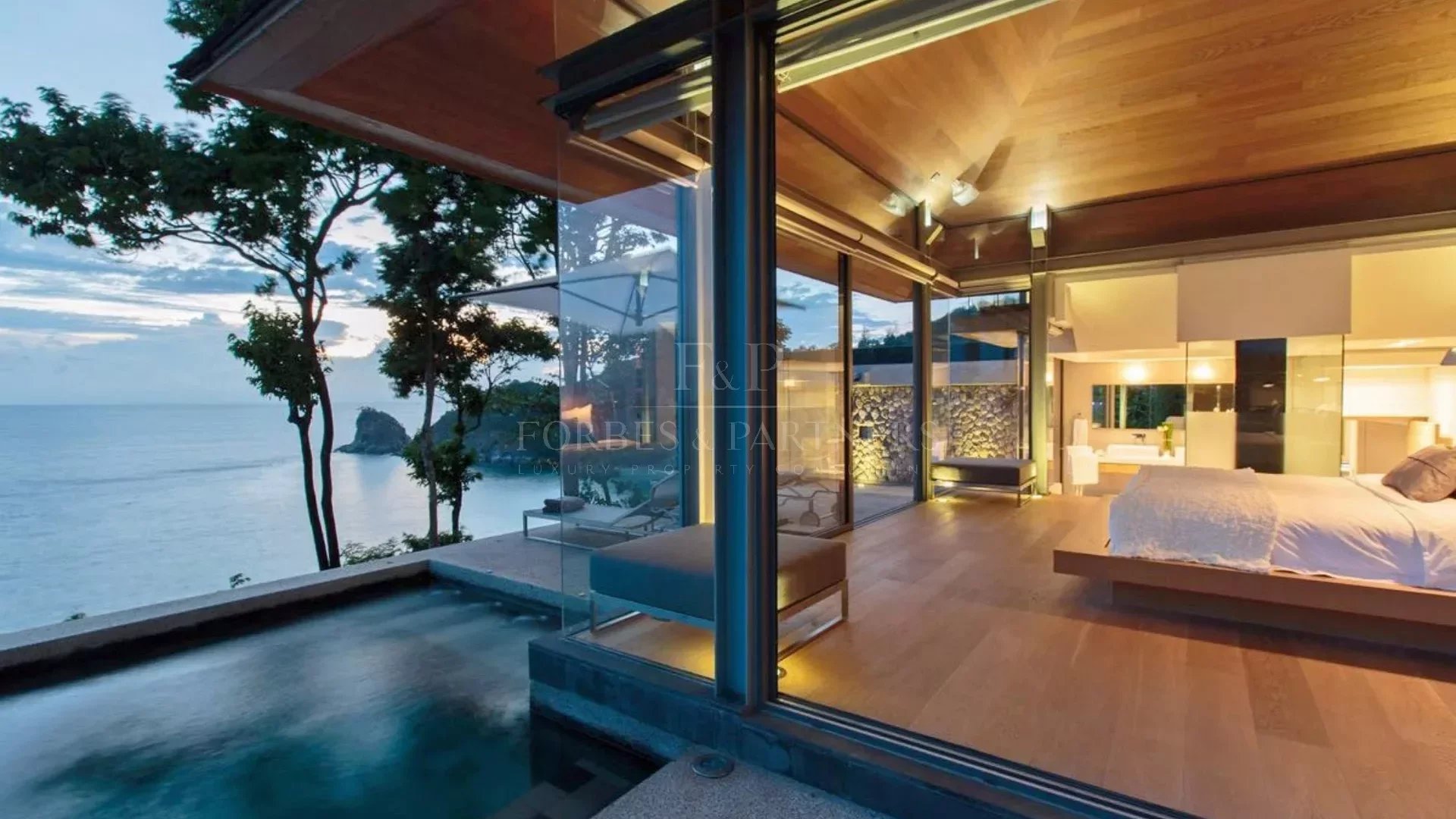 VILLA SAENGOOTSA - Kamala, Phuket, Thailand