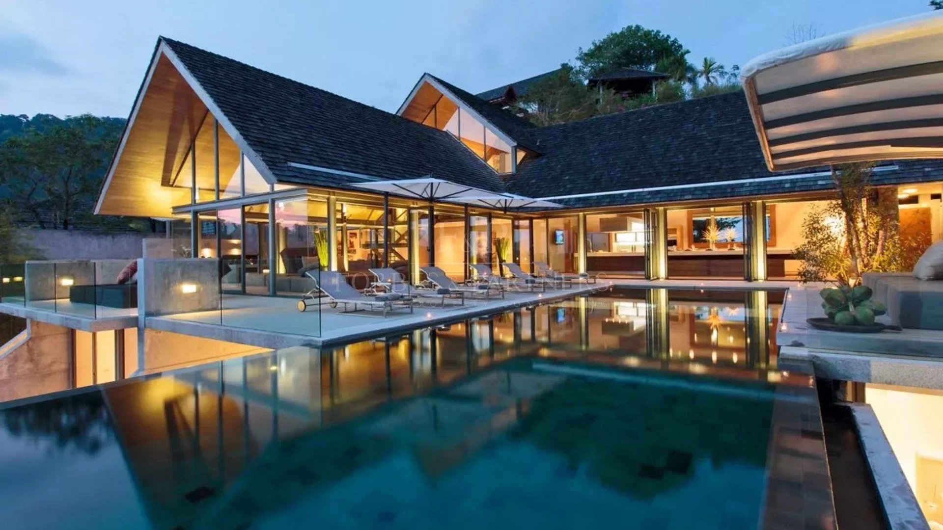 VILLA SAENGOOTSA - Kamala, Phuket, Thailand