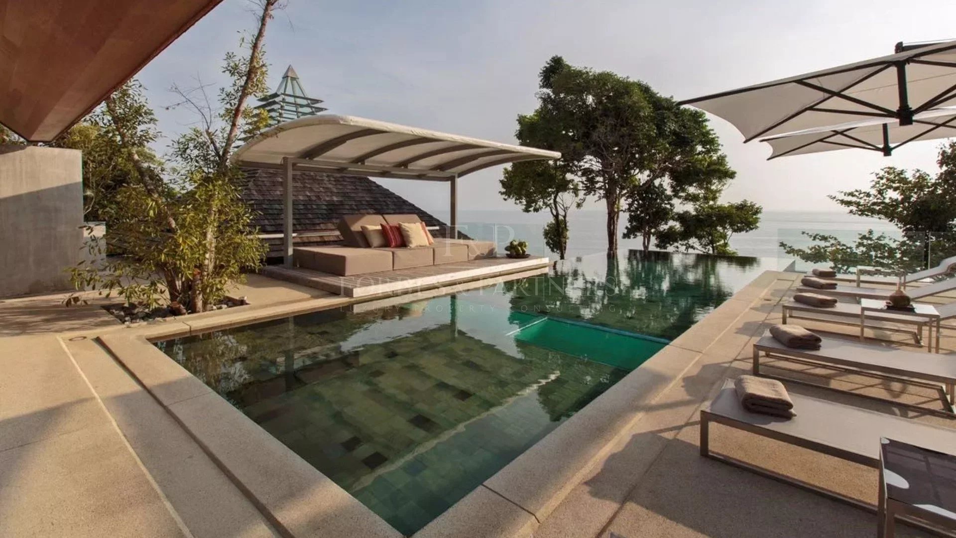 VILLA SAENGOOTSA - Kamala, Phuket, Thailand