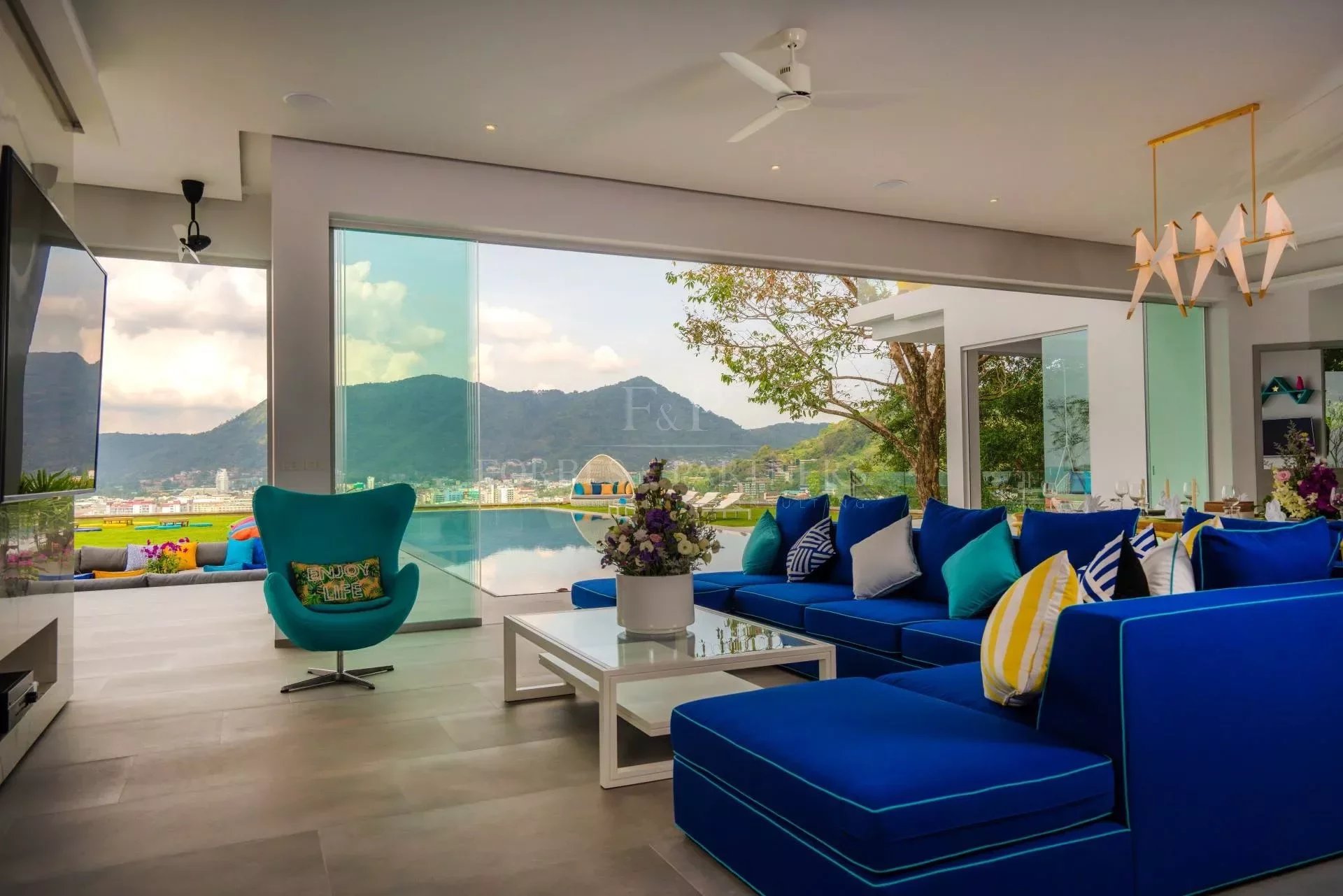 VILLA ENJOY - Patong, Phuket, Thailand