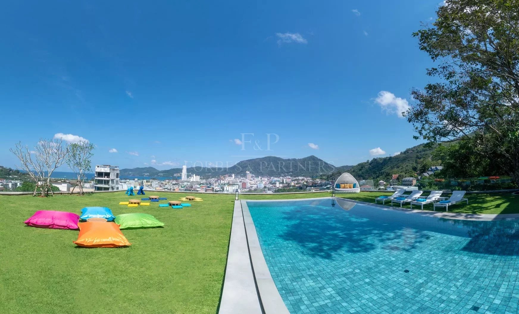 VILLA ENJOY - Patong, Phuket, Thailand