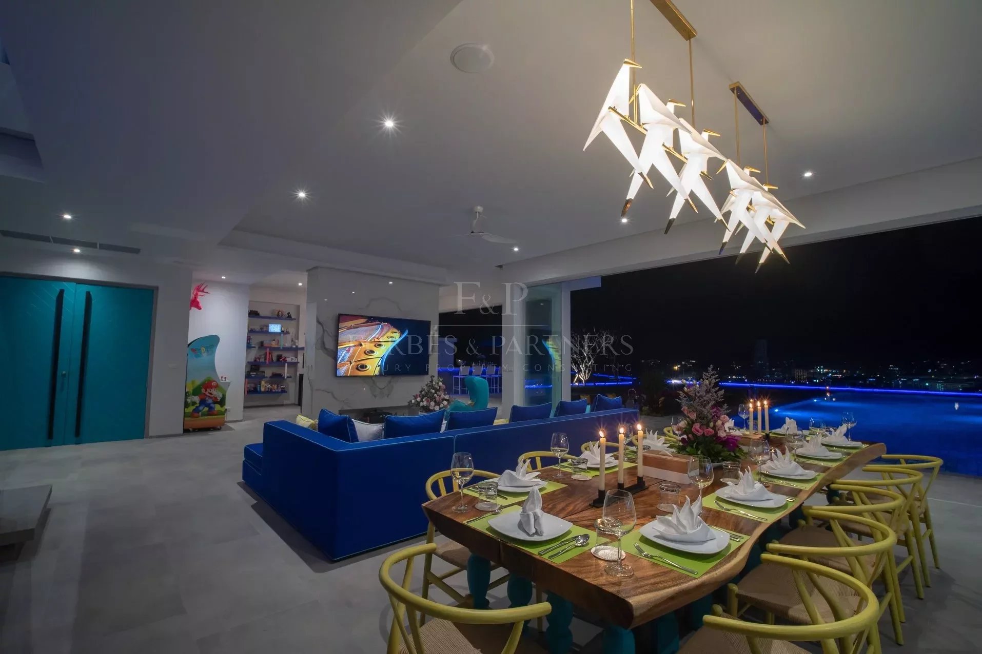 VILLA ENJOY - Patong, Phuket, Thailand