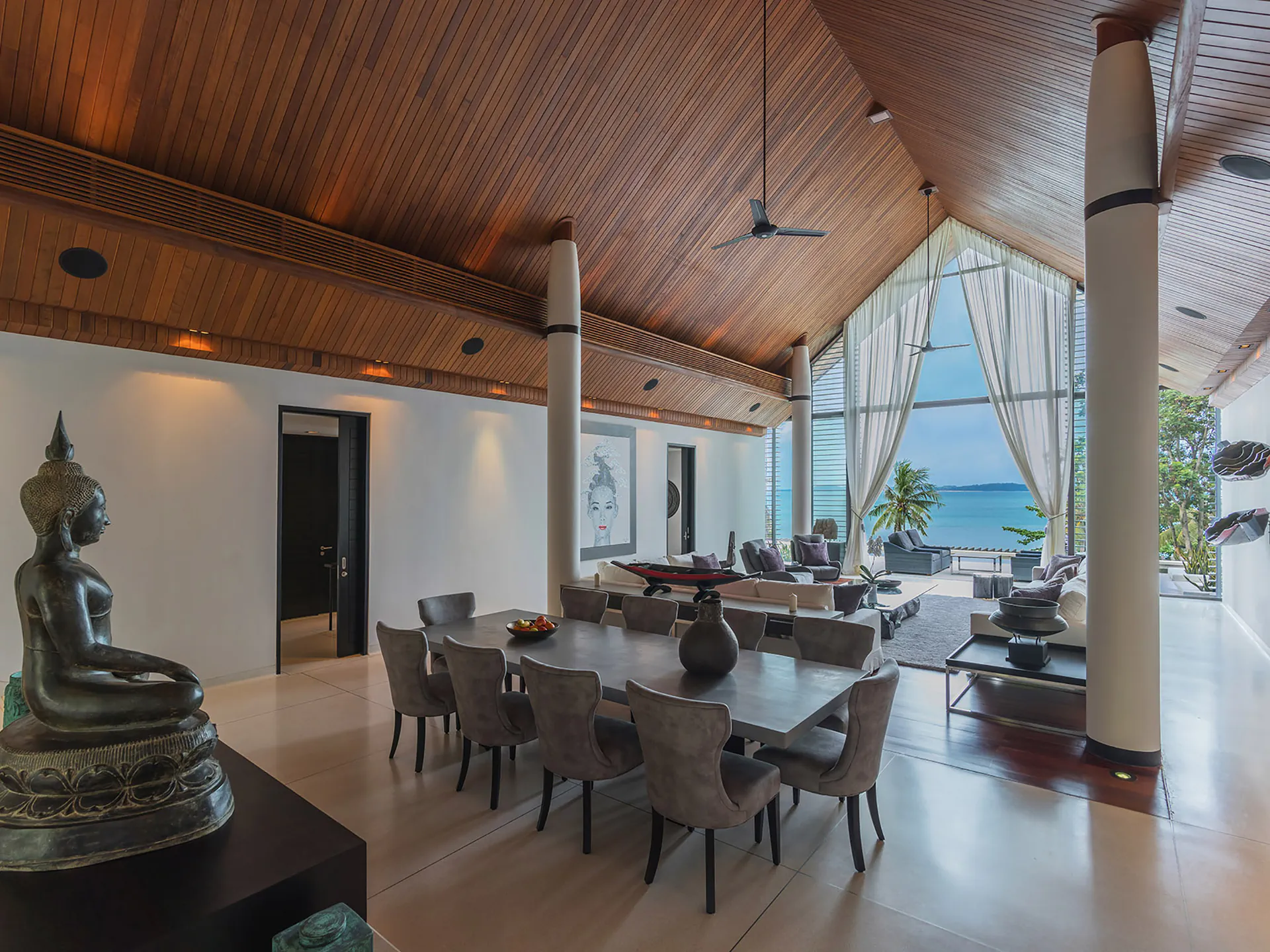 ENCHANTING 4-BEDROOM BEACHFRONT VILLA - Pa Khlok, Phuket, Thailand