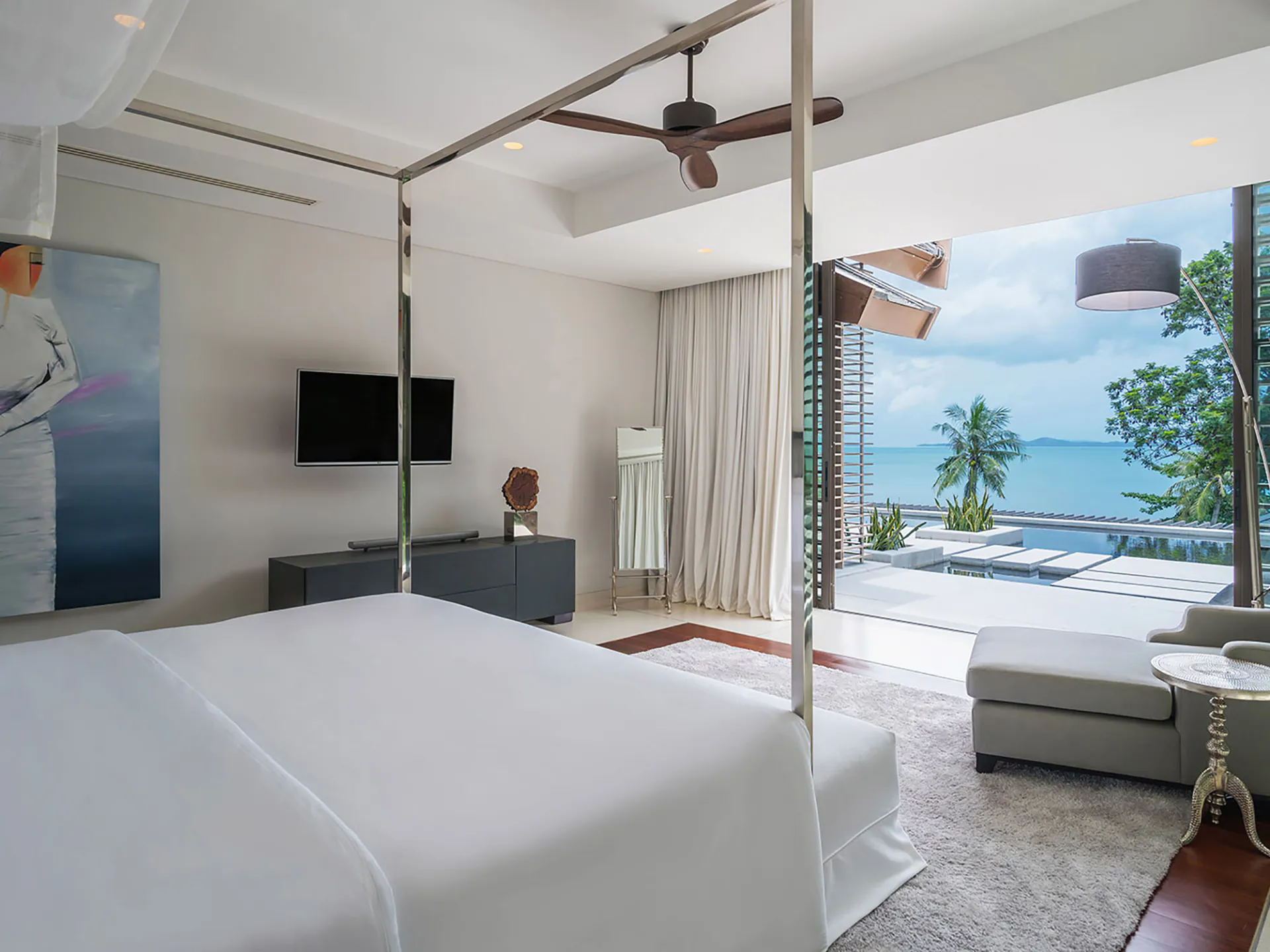 ENCHANTING 4-BEDROOM BEACHFRONT VILLA - Pa Khlok, Phuket, Thailand