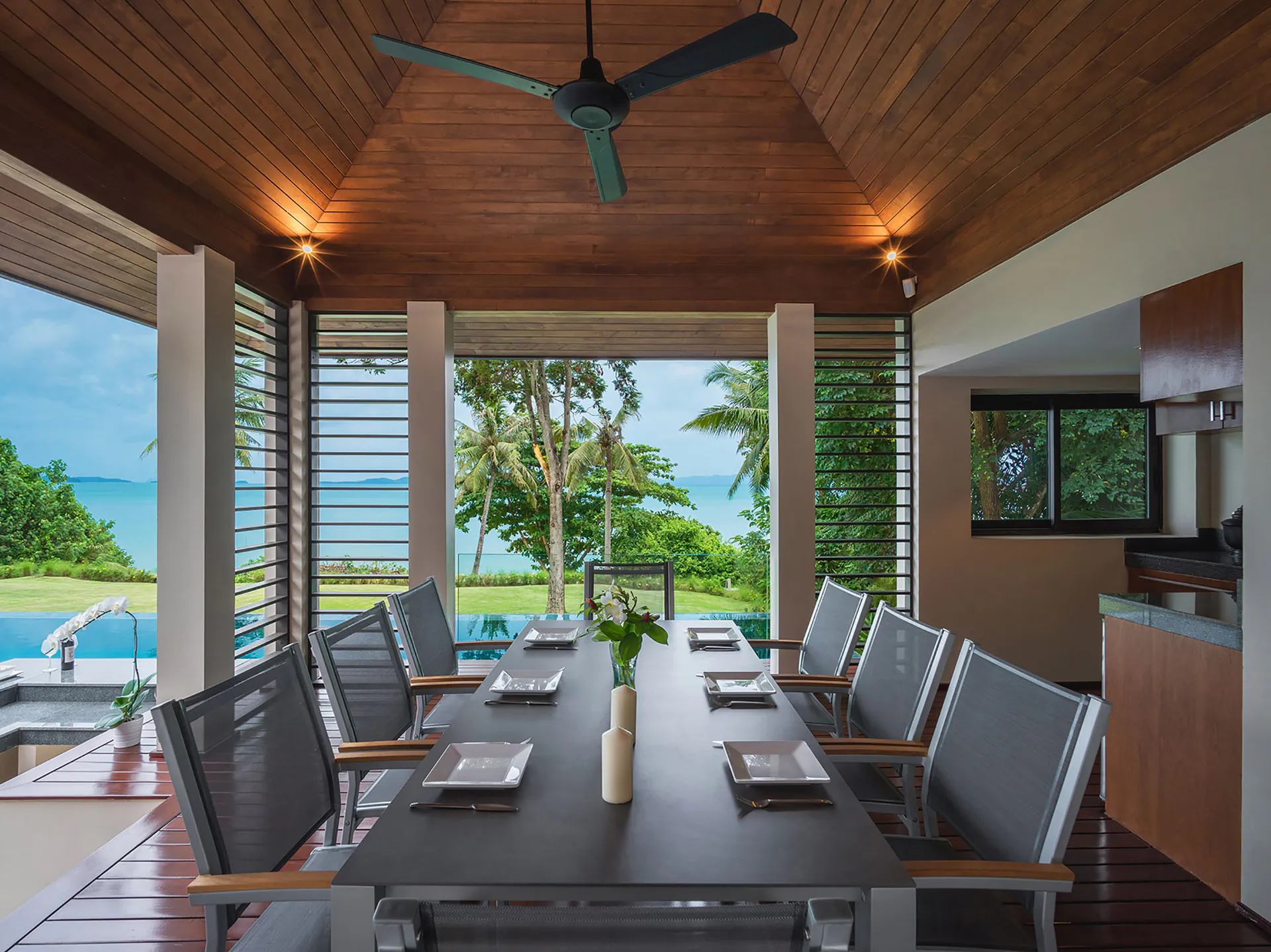 ENCHANTING 4-BEDROOM BEACHFRONT VILLA - Pa Khlok, Phuket, Thailand