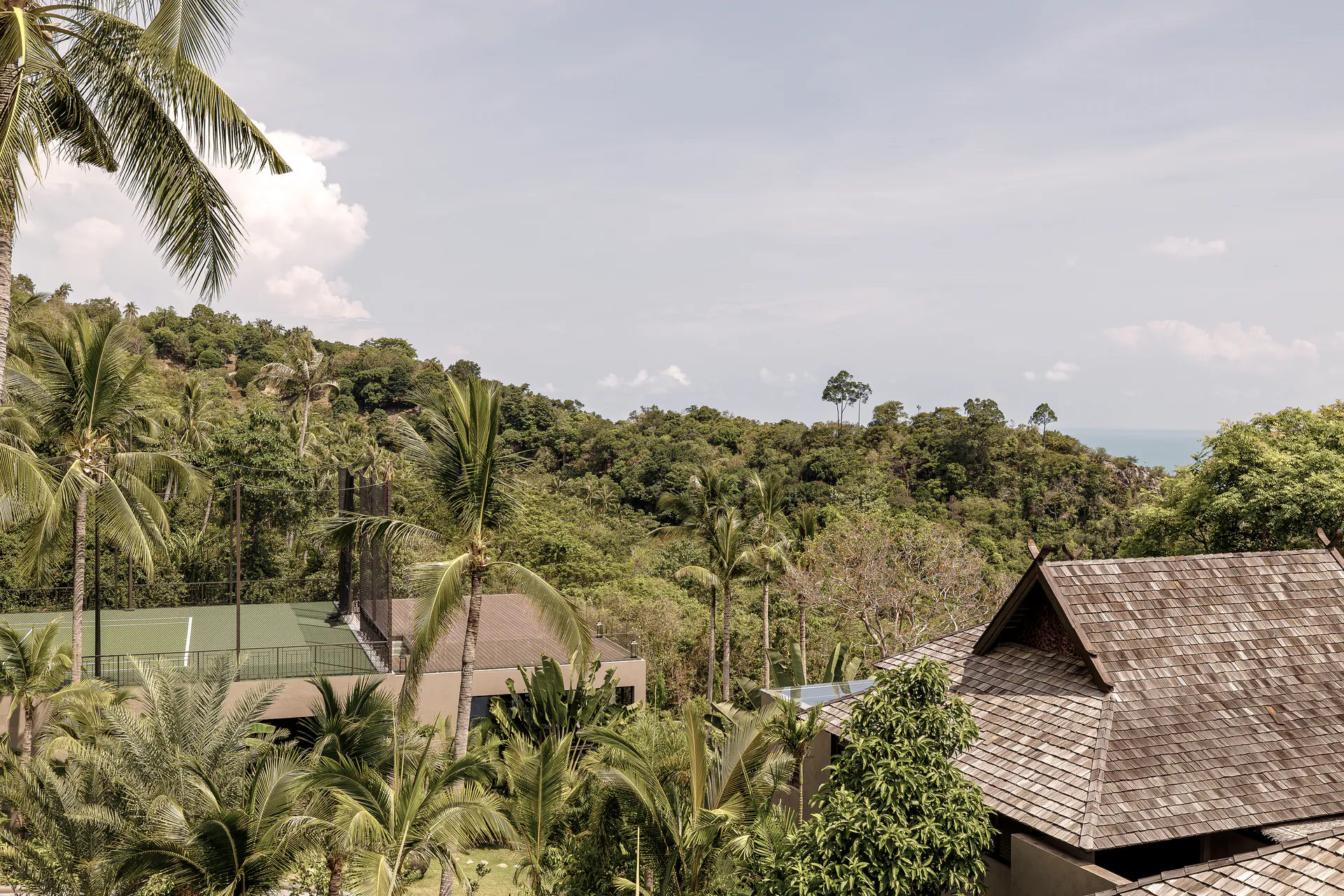 Villa Tonka, Tranquil 1-Bedroom Deluxe Hilltop Villa in Shankara Estate Sanctuary with 25m Infinity Pool & Tennis Court - Maenam, Ko Samui, Thailand