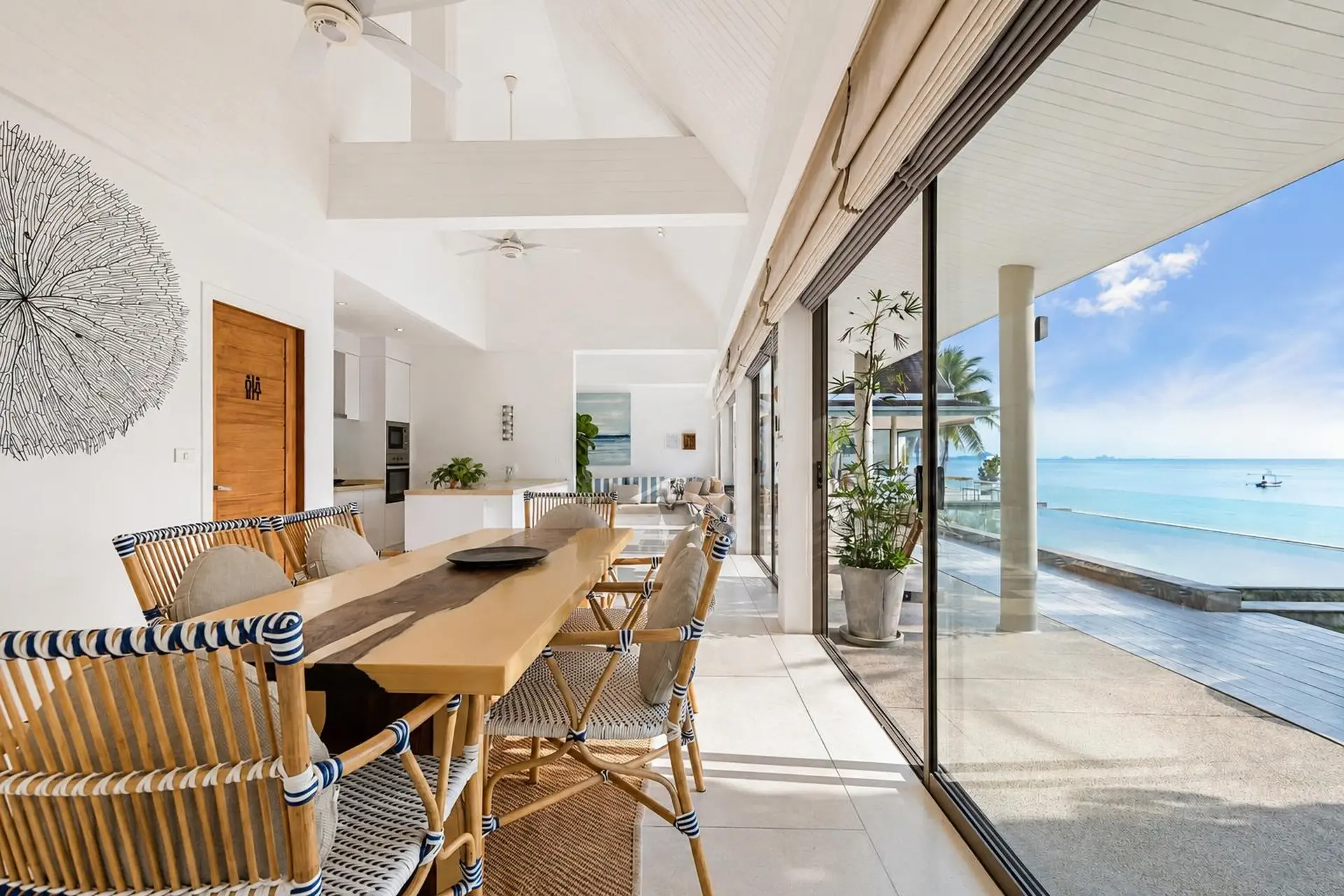 Family Beach Villa For Rent in Koh Samui, 4 Bedrooms with 2 Kids’ Bedrooms, Pool, Mini Golf and Fitness Room - Nathon, Ko Samui, Thailand