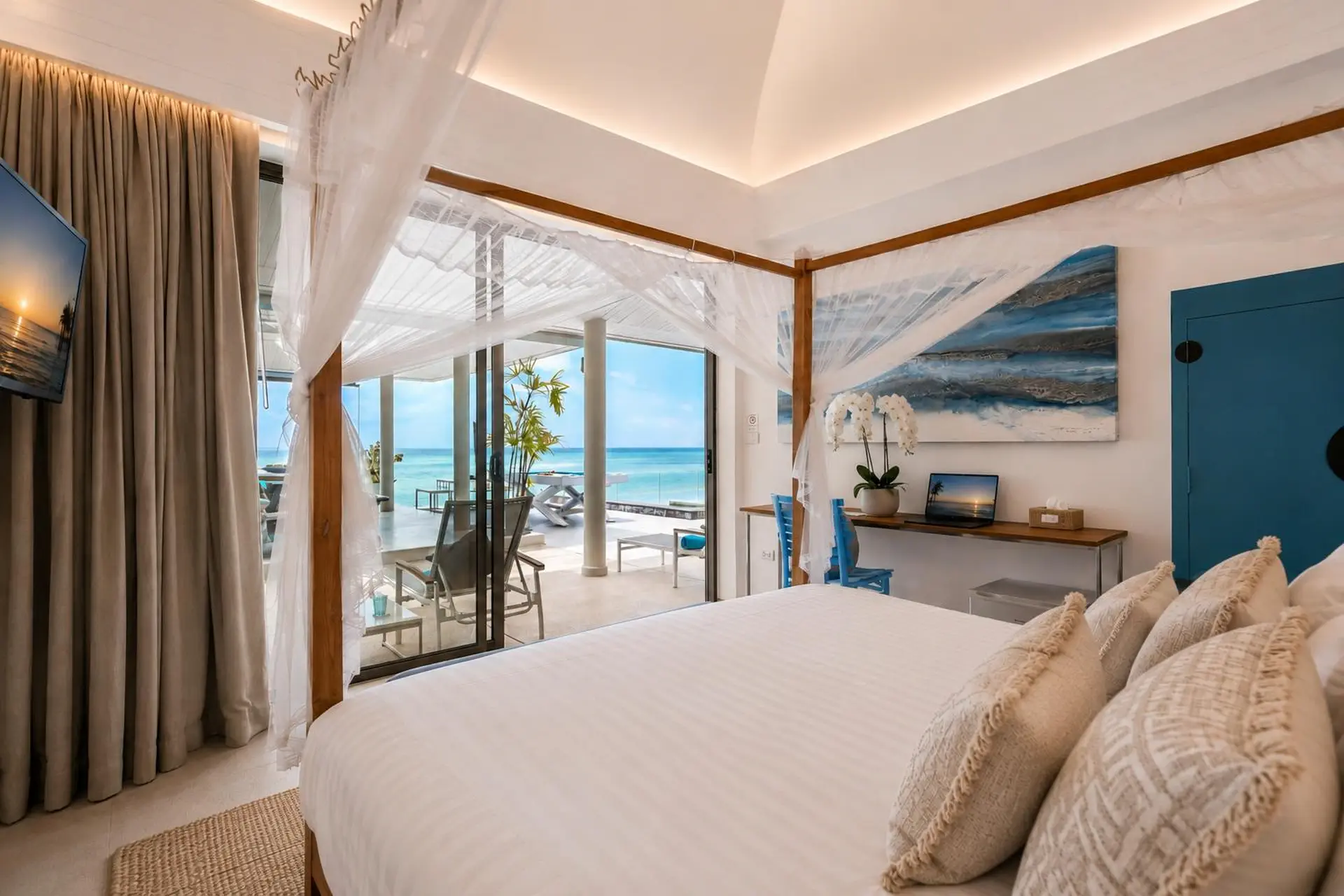Family Beach Villa For Rent in Koh Samui, 4 Bedrooms with 2 Kids’ Bedrooms, Pool, Mini Golf and Fitness Room - Nathon, Ko Samui, Thailand