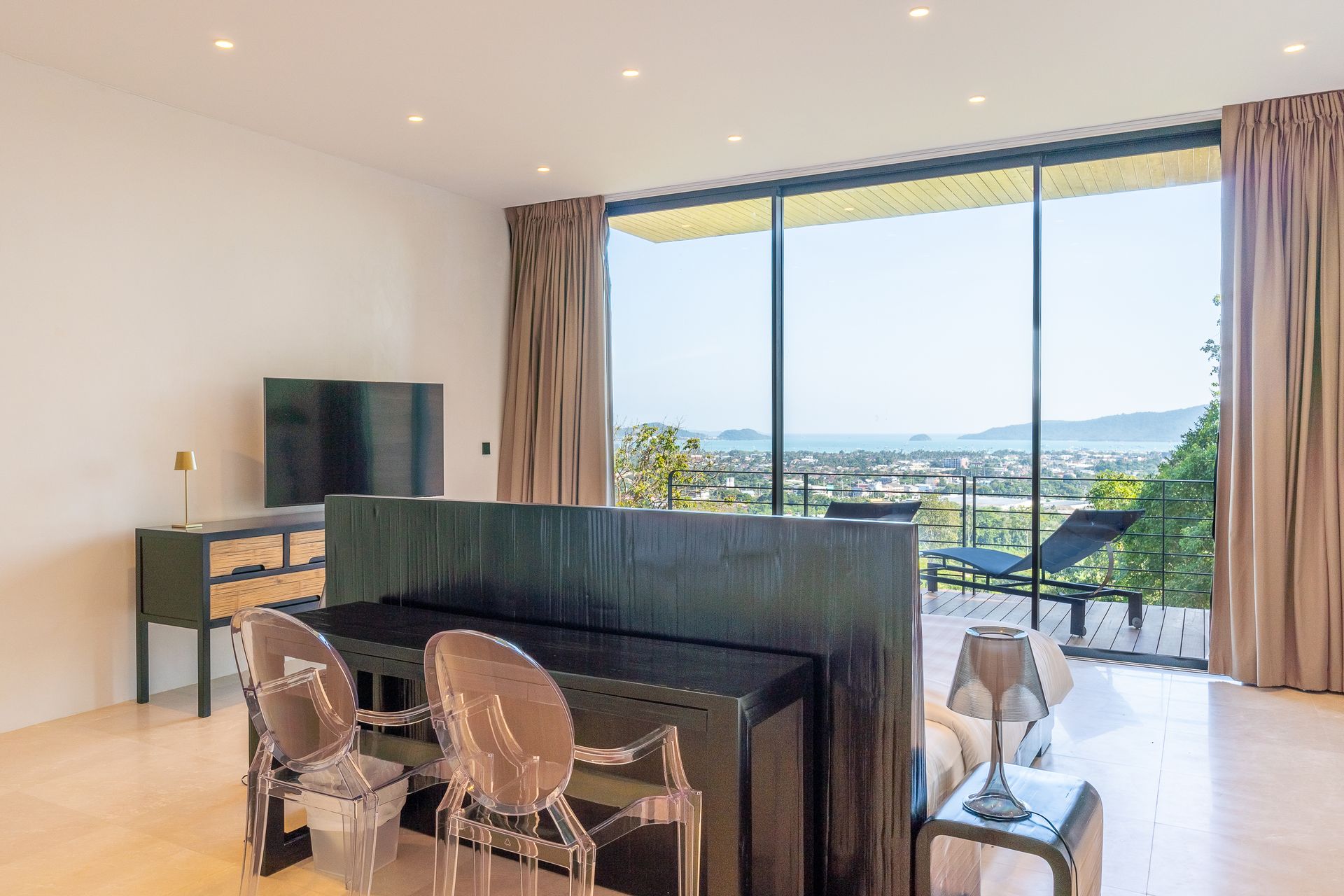 Exclusive 5-Bedroom Hilltop Pool Villa with Breathtaking Panoramic Views of Chalong Bay - Chalong, Phuket, Thailand