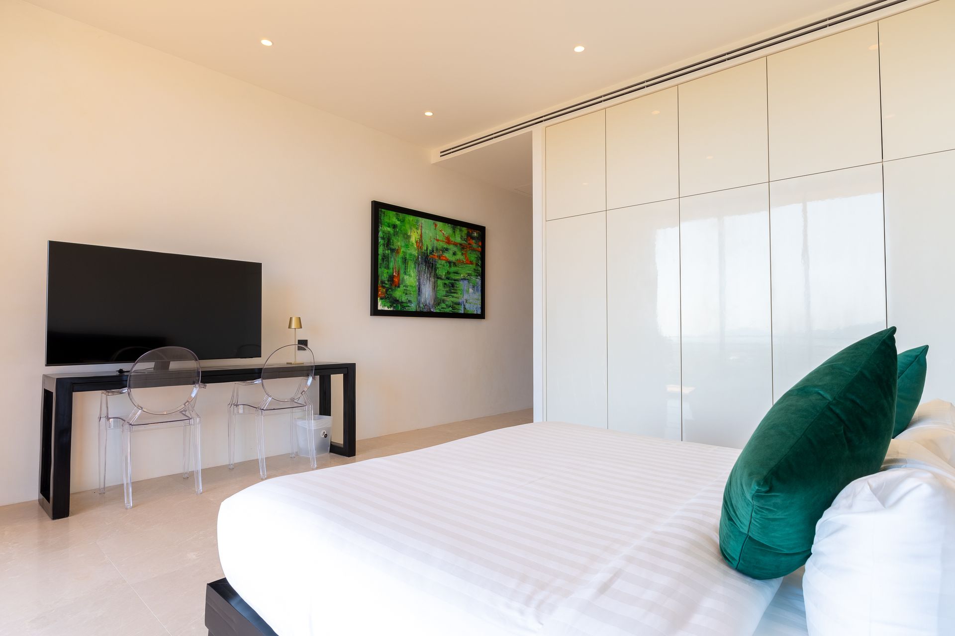 Exclusive 5-Bedroom Hilltop Pool Villa with Breathtaking Panoramic Views of Chalong Bay - Chalong, Phuket, Thailand