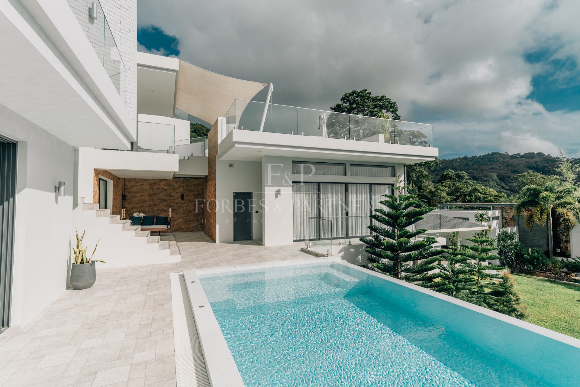 6-BEDROOM GRAND VILLA IN KAMALA - Kamala, Phuket, Thailand